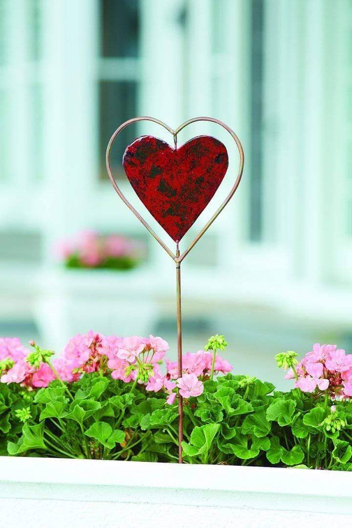 Inspiring Art: Outdoor Décor for the Garden