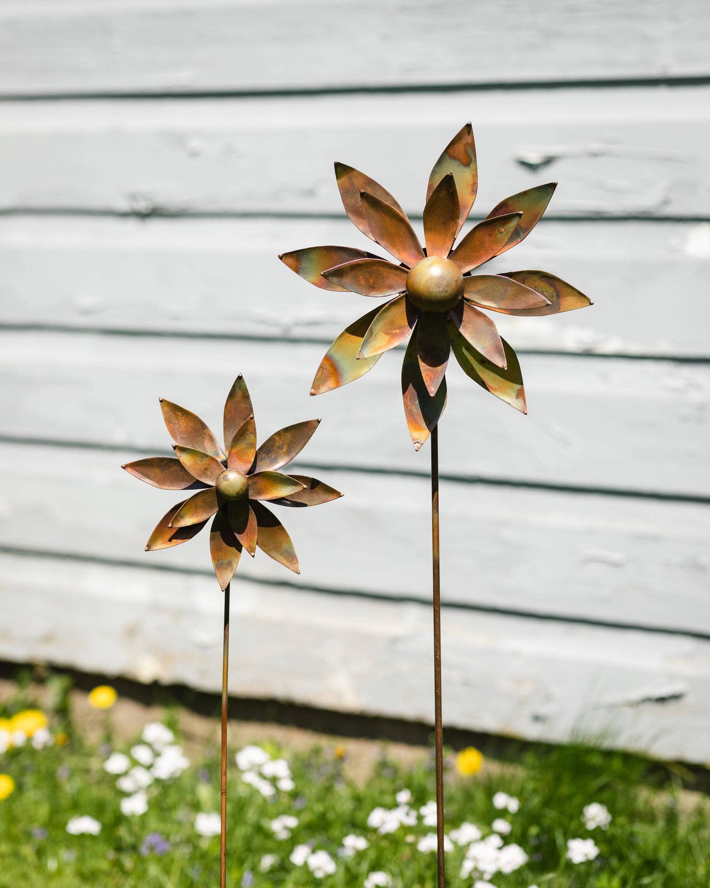 Happy Gardens - Dahlia Flower Wind Spinner 8”