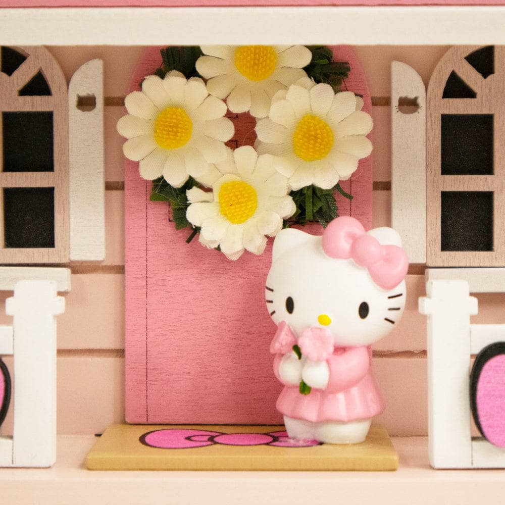 Hello Kitty Icon Birdhouse - Happy Gardens