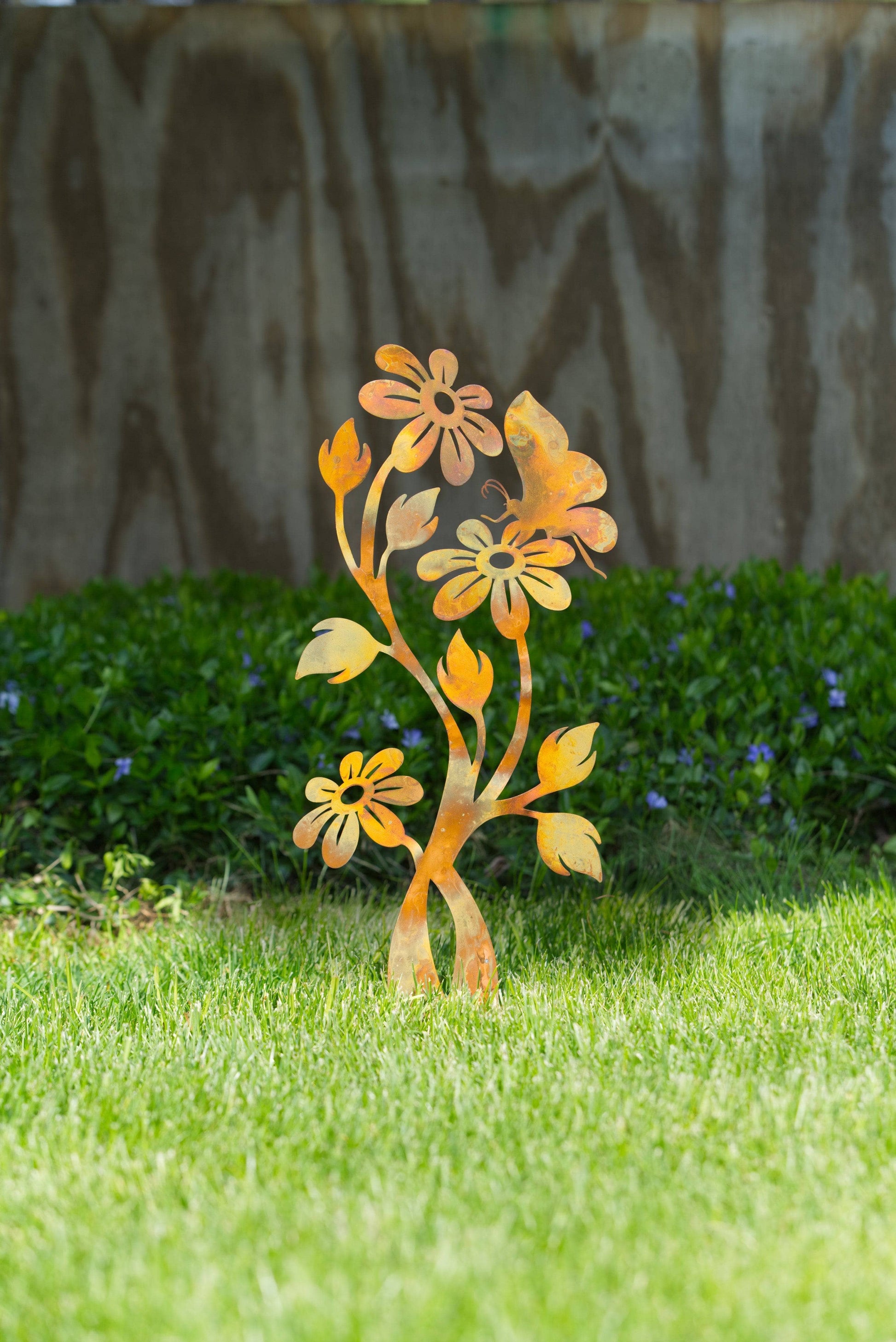 Happy Gardens - Daisy Flamed Garden Stake