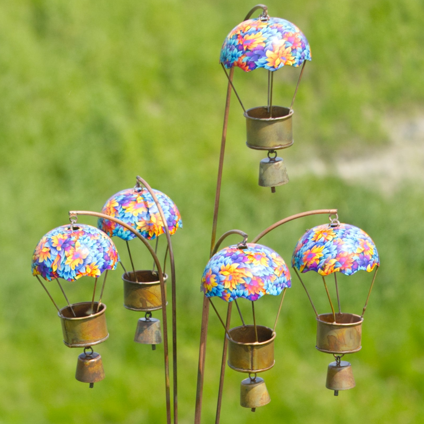 metal hot air balloon planter Hot Air Balloon Floral Garden Stake – Happy Gardens