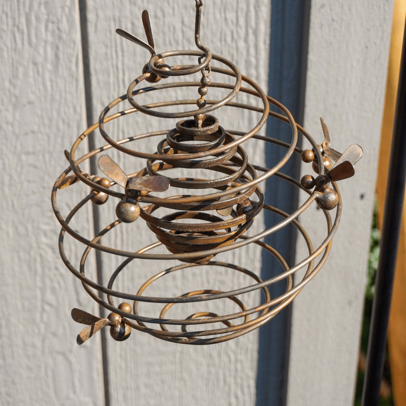 Happy Gardens - Bees (Double) Spiral Garden Ornament