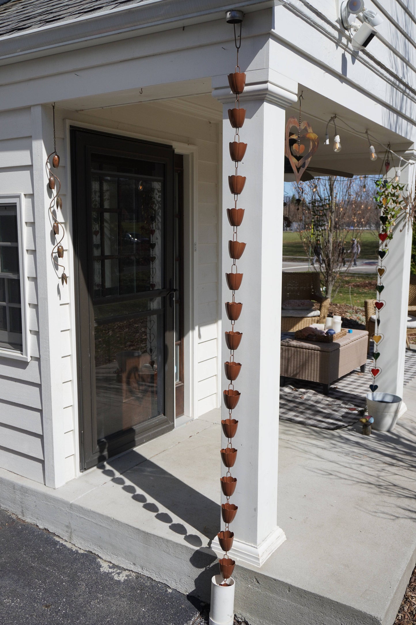 Happy Gardens - Scallop Cup Rain Chain