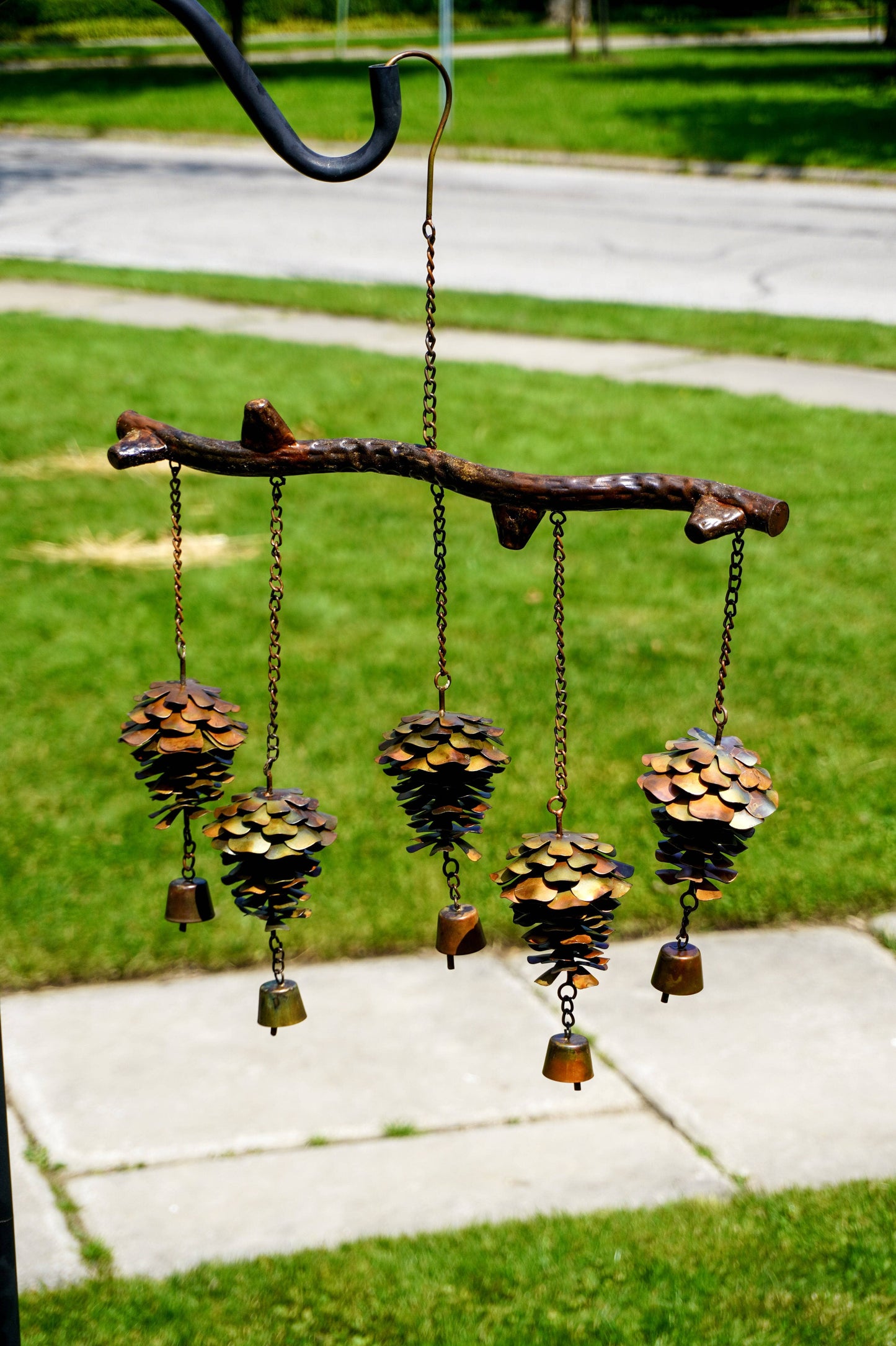 Happy Gardens - Pine Cone Wind Chime