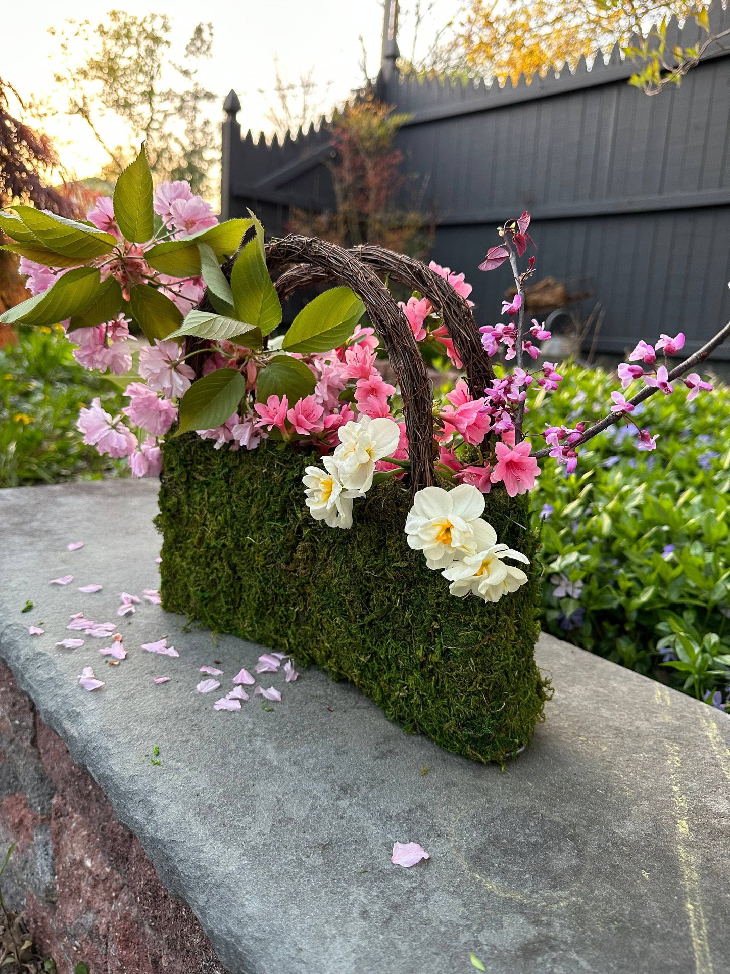 Beaumont Moss Purse Planters - Happy Gardens