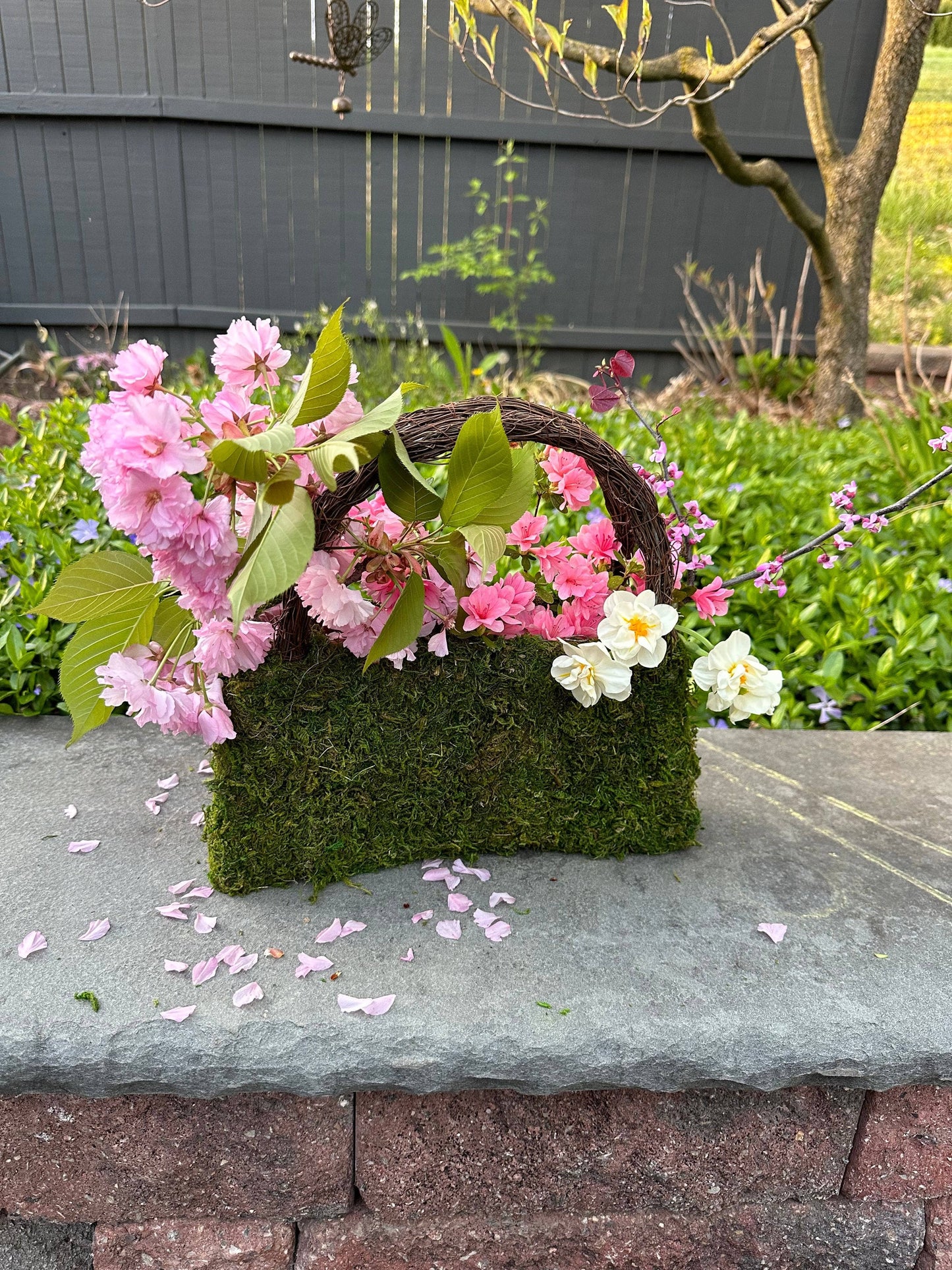 Beaumont Moss Purse Planters - Happy Gardens