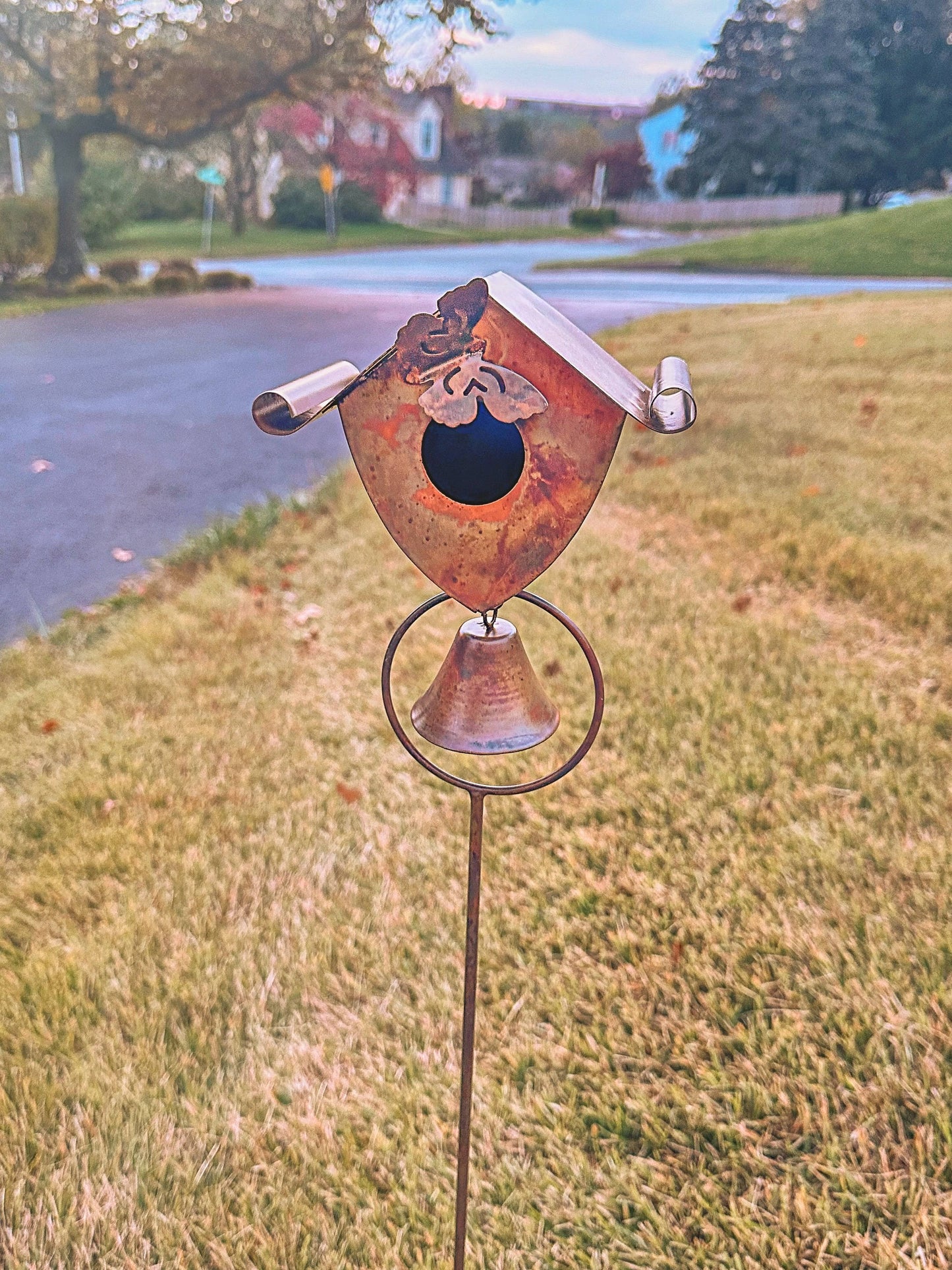 Happy Gardens - Birdhouse and Bell Garden Stake