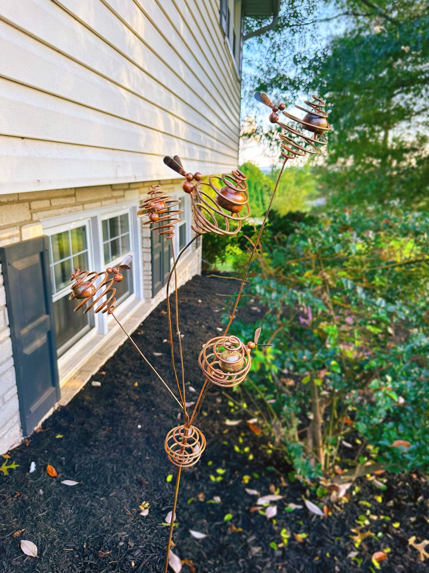 Happy Gardens - Bee Spiral Garden Stake