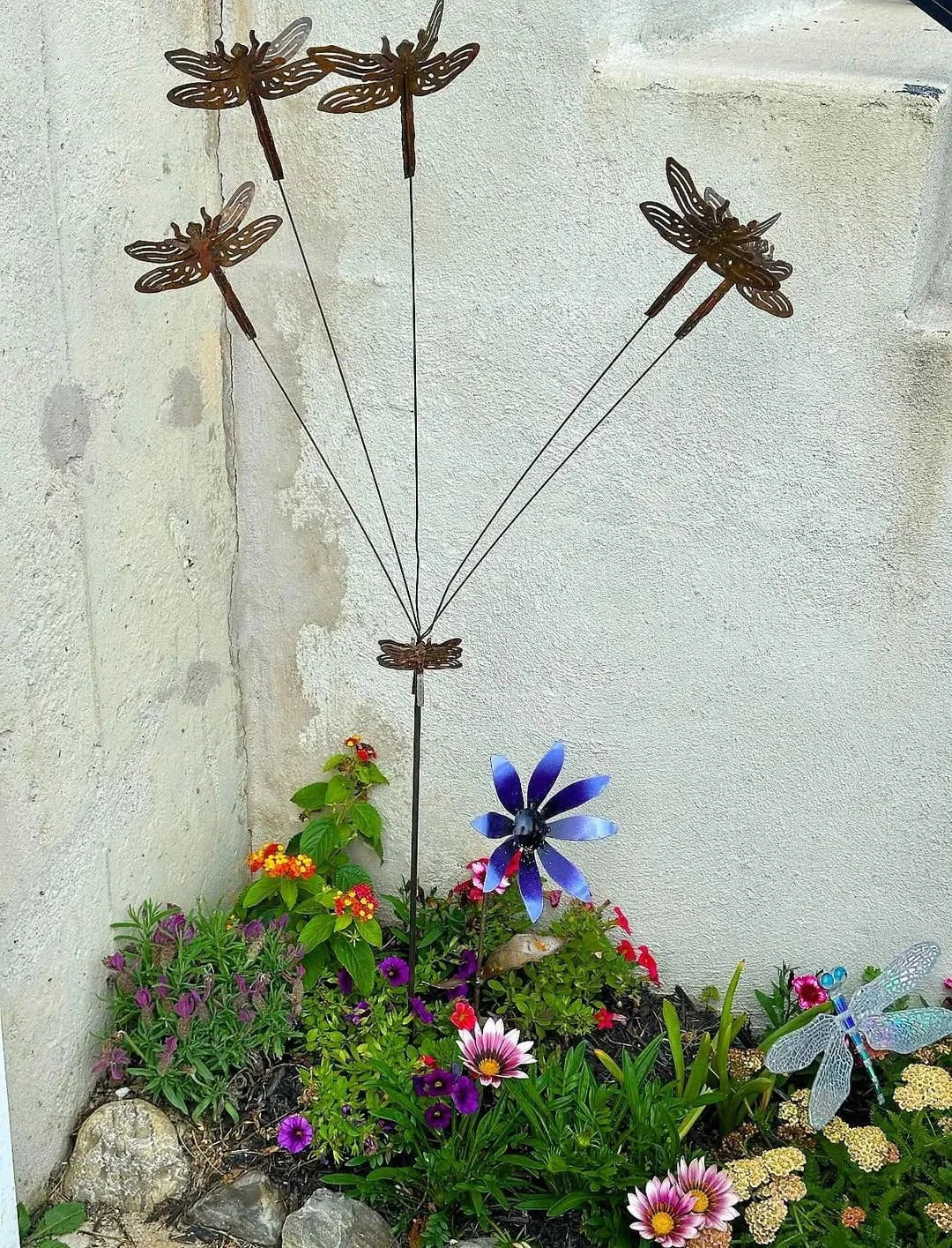 Happy Gardens - Dragonfly Whimsy Flutterer