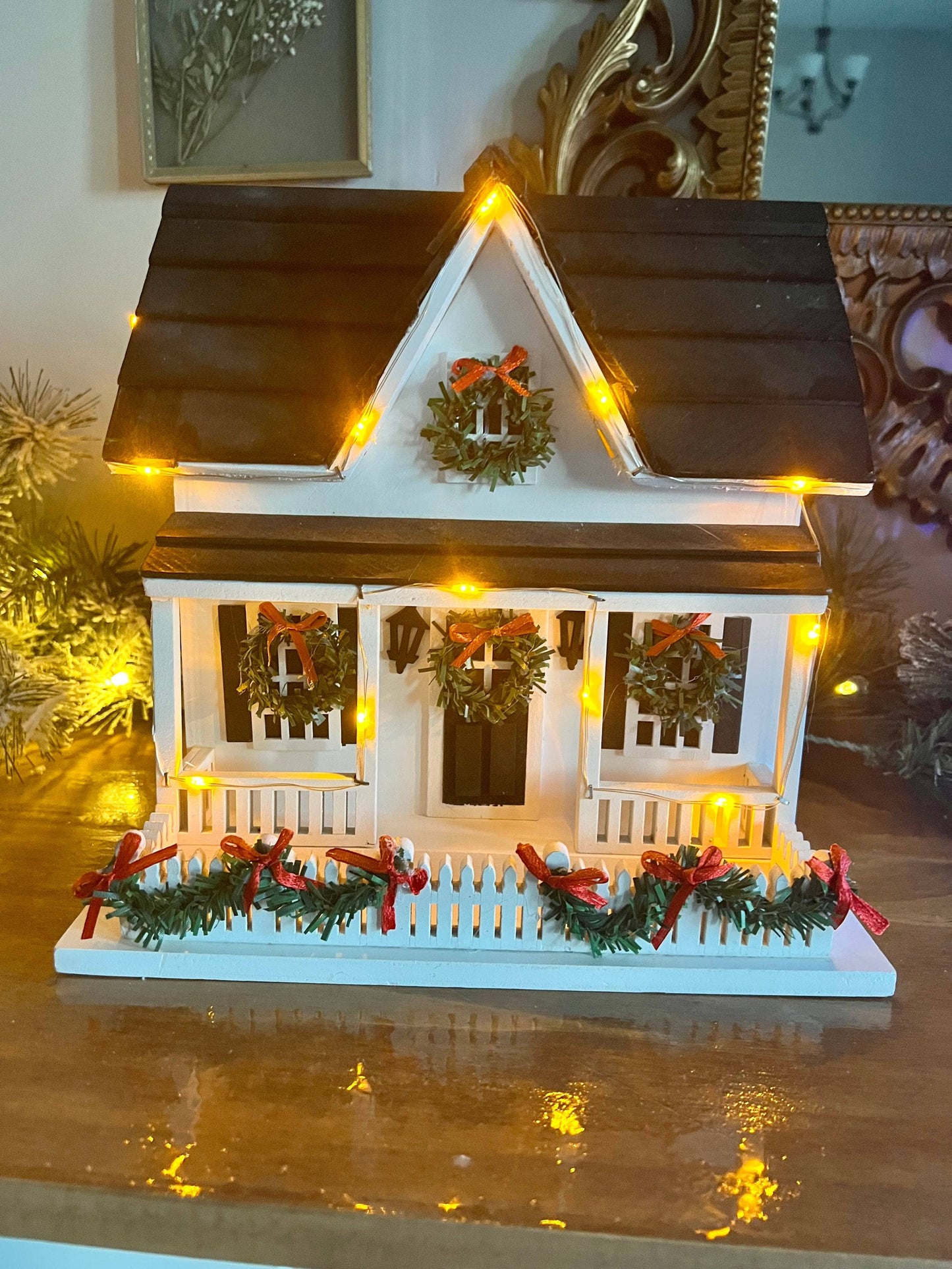 Happy Gardens - Holiday Birdhouse w/Lights