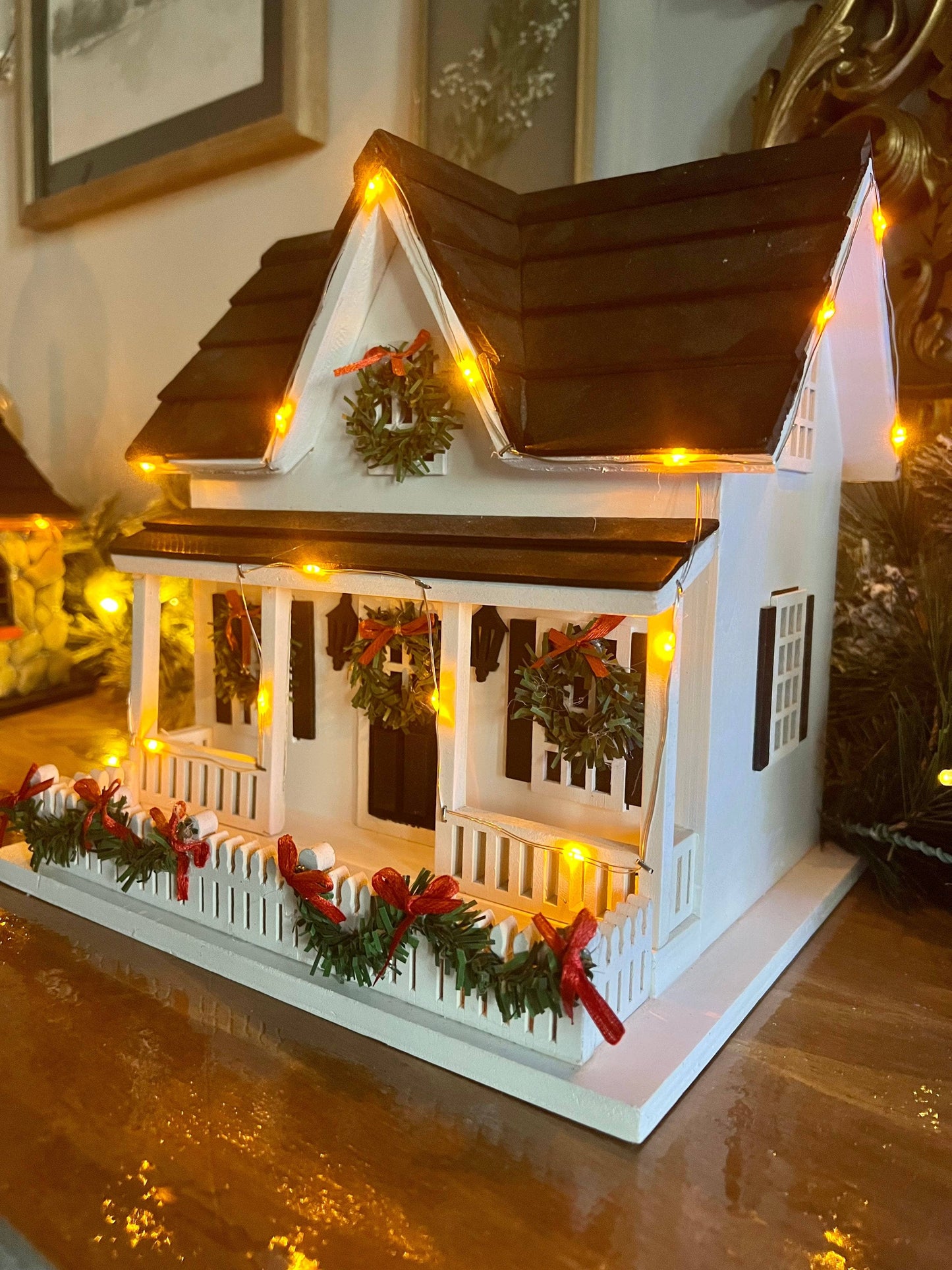 Happy Gardens - Holiday Birdhouse w/Lights