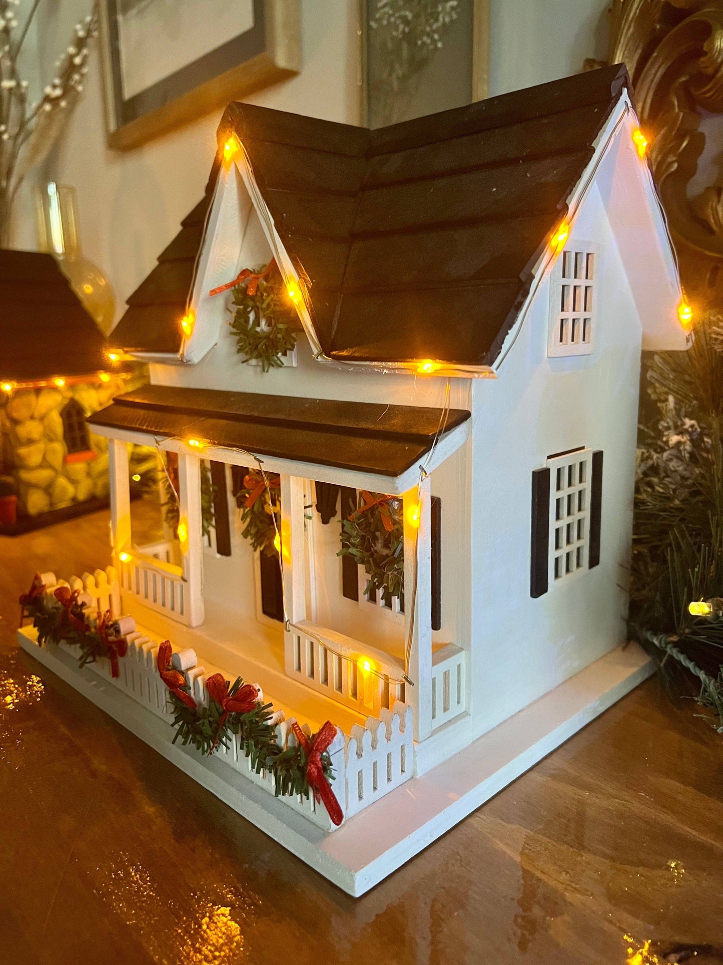 Happy Gardens - Holiday Birdhouse w/Lights