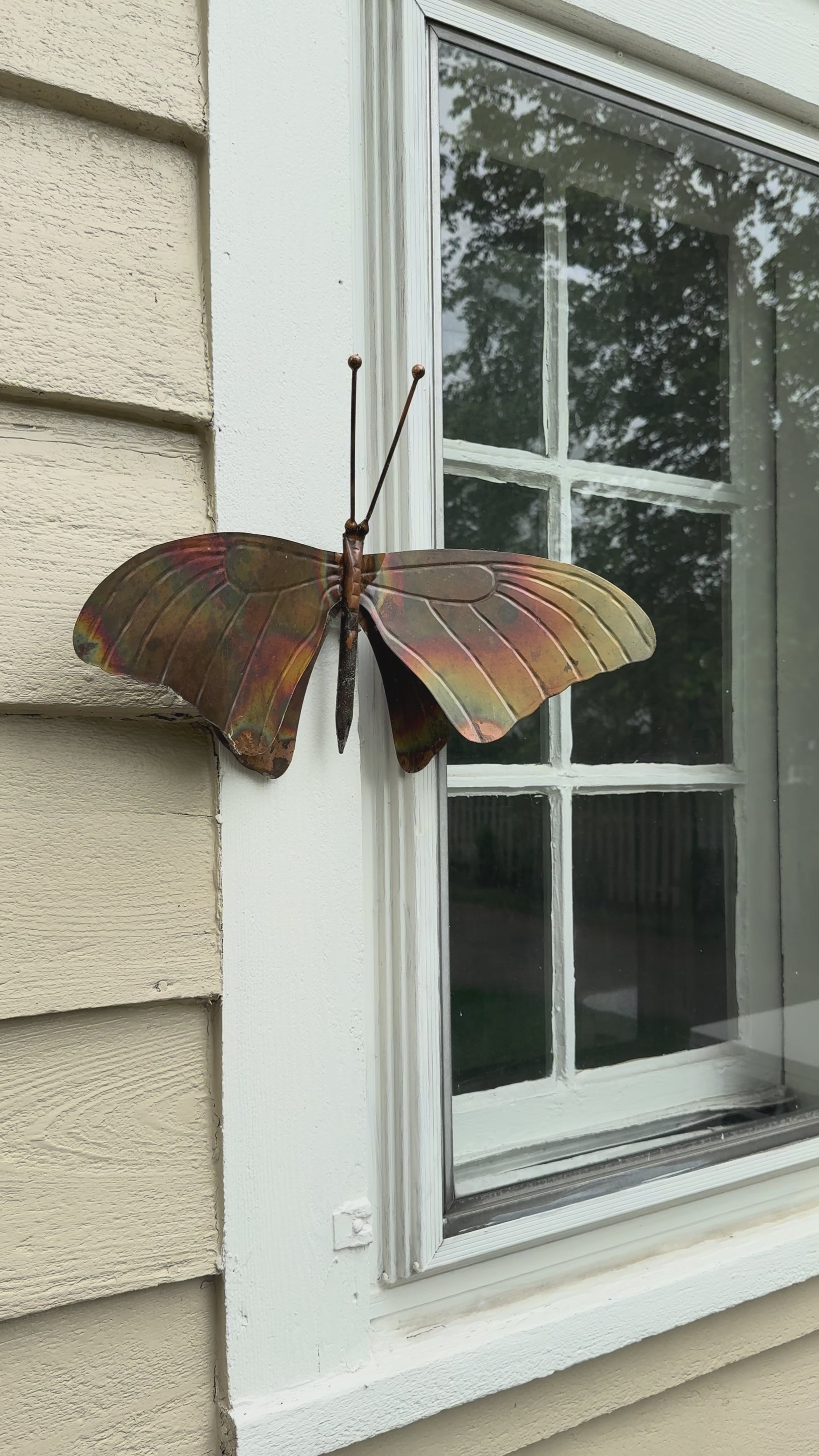 Happy Gardens - Hanging Butterfly