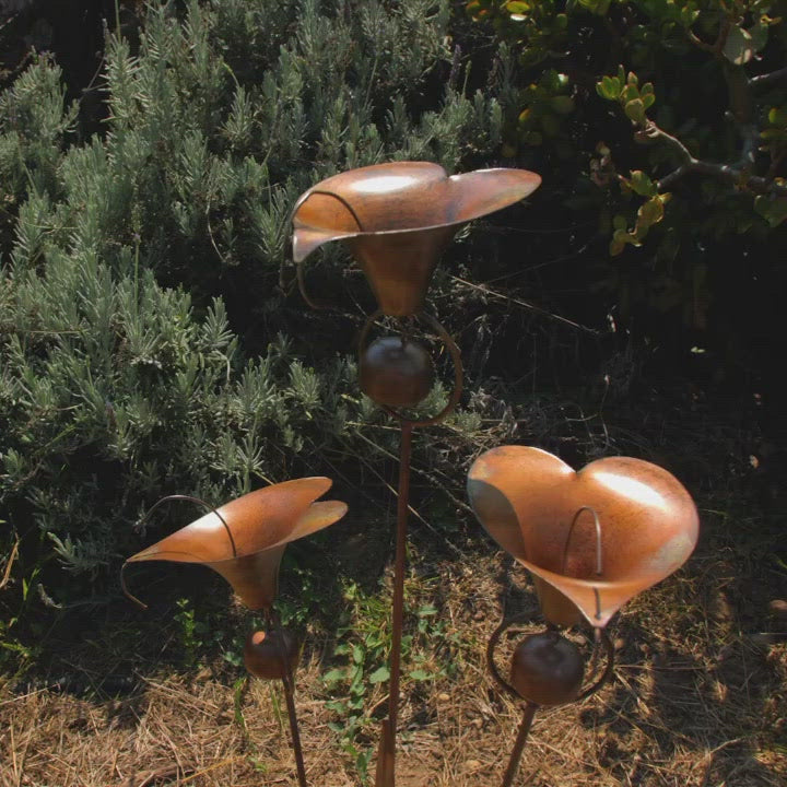 Happy Gardens - Triple Calla Lily Garden Stake