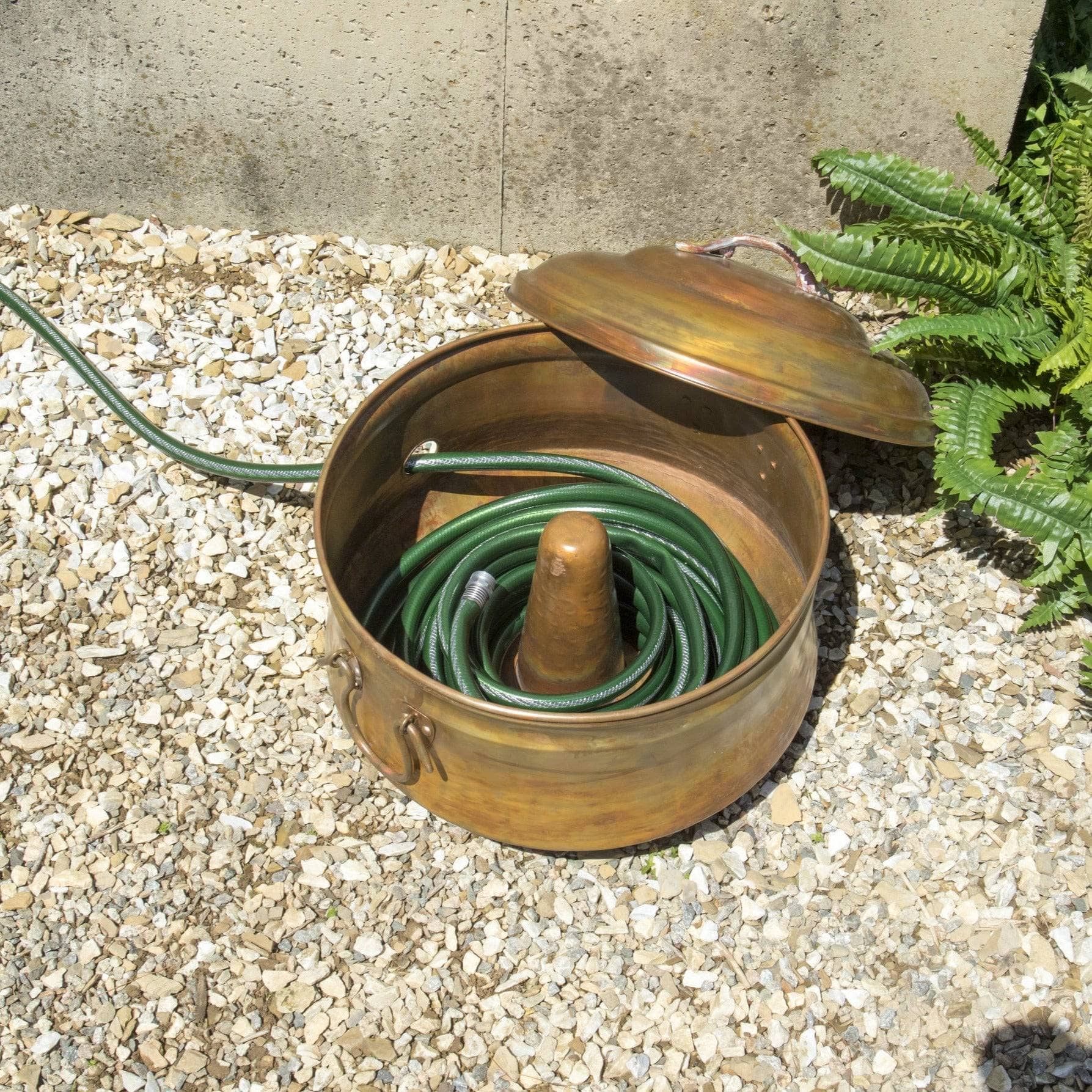 Garden Hose Pot - Happy Gardens