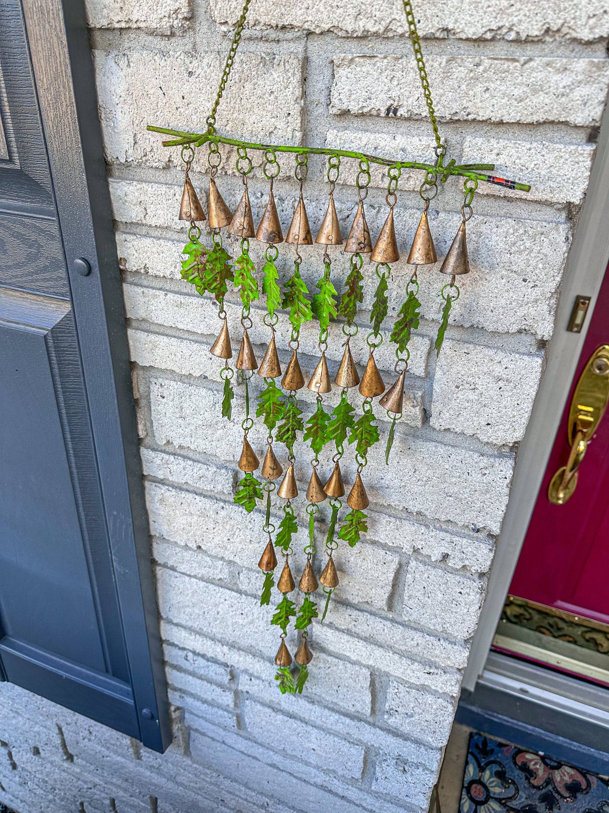 Happy Gardens - Shimmering Bells with Small Leaves