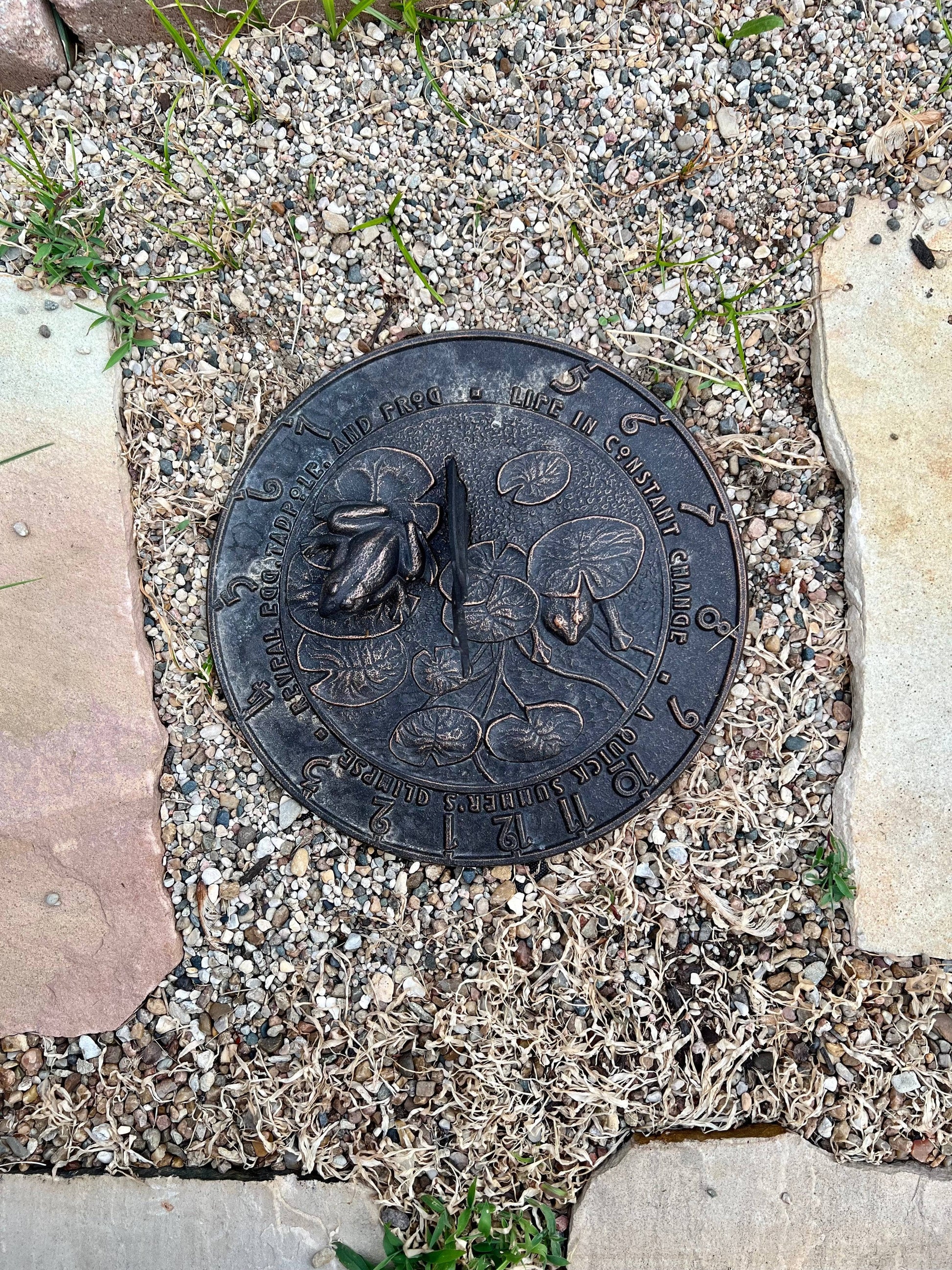 Aluminum Frog Sundial - Happy Gardens