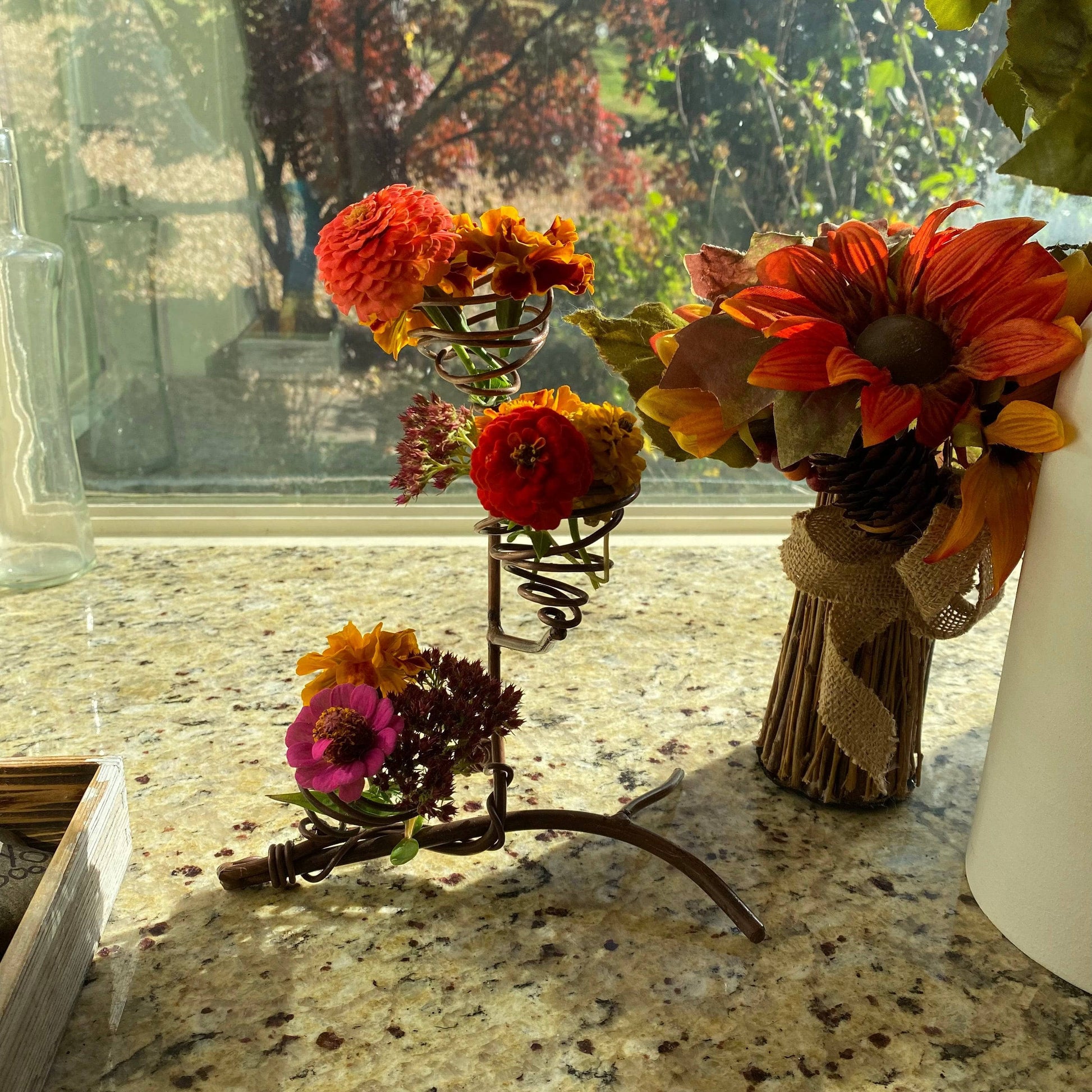 Happy Gardens - Elevated Triple Air Plant Holder