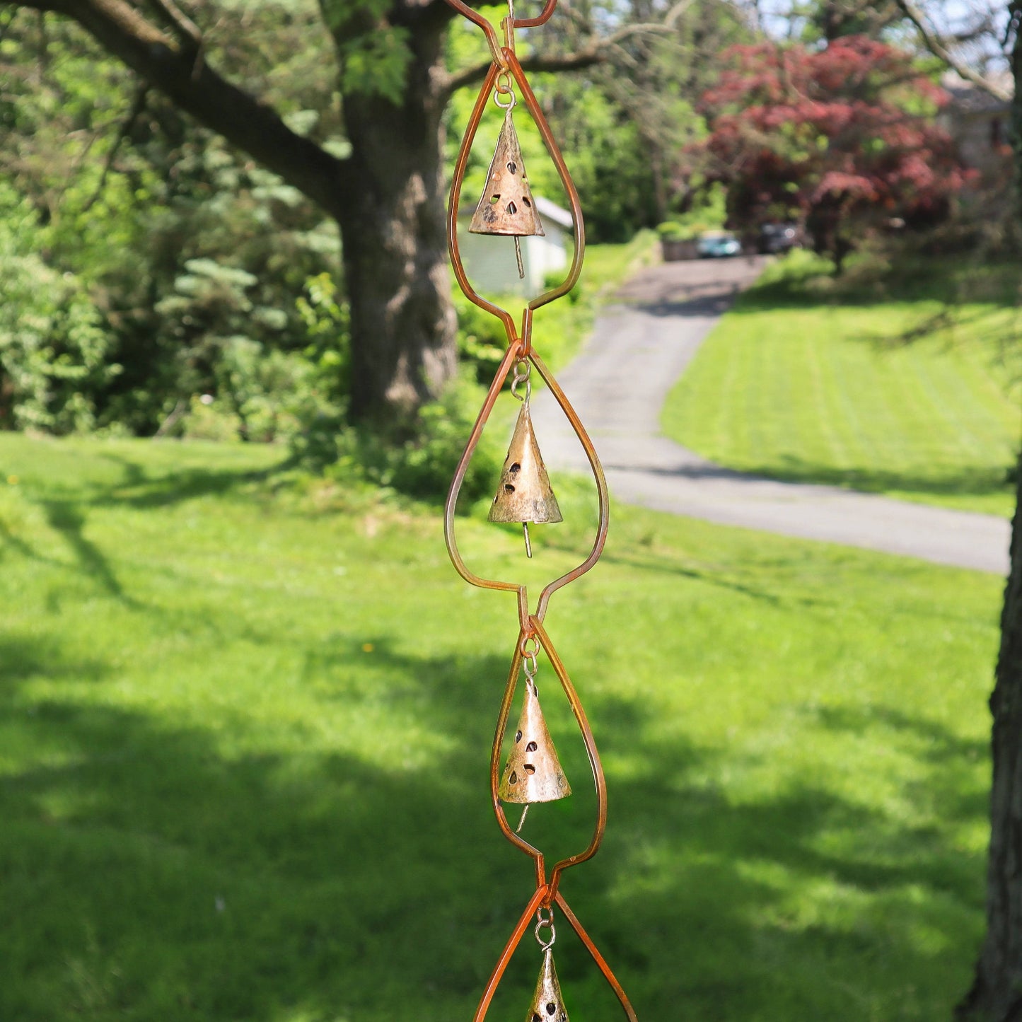 Happy Gardens - Aspen with Bell Rain Chain