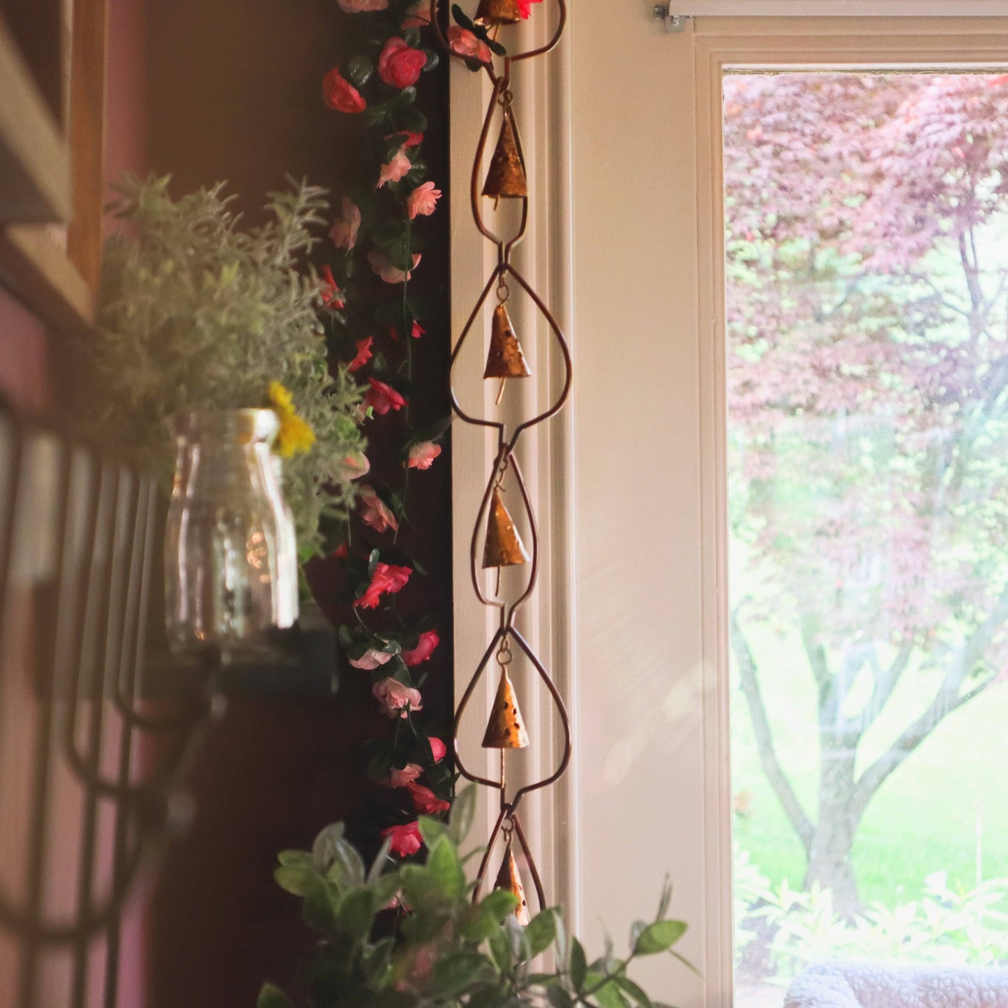 Happy Gardens - Aspen with Bell Rain Chain