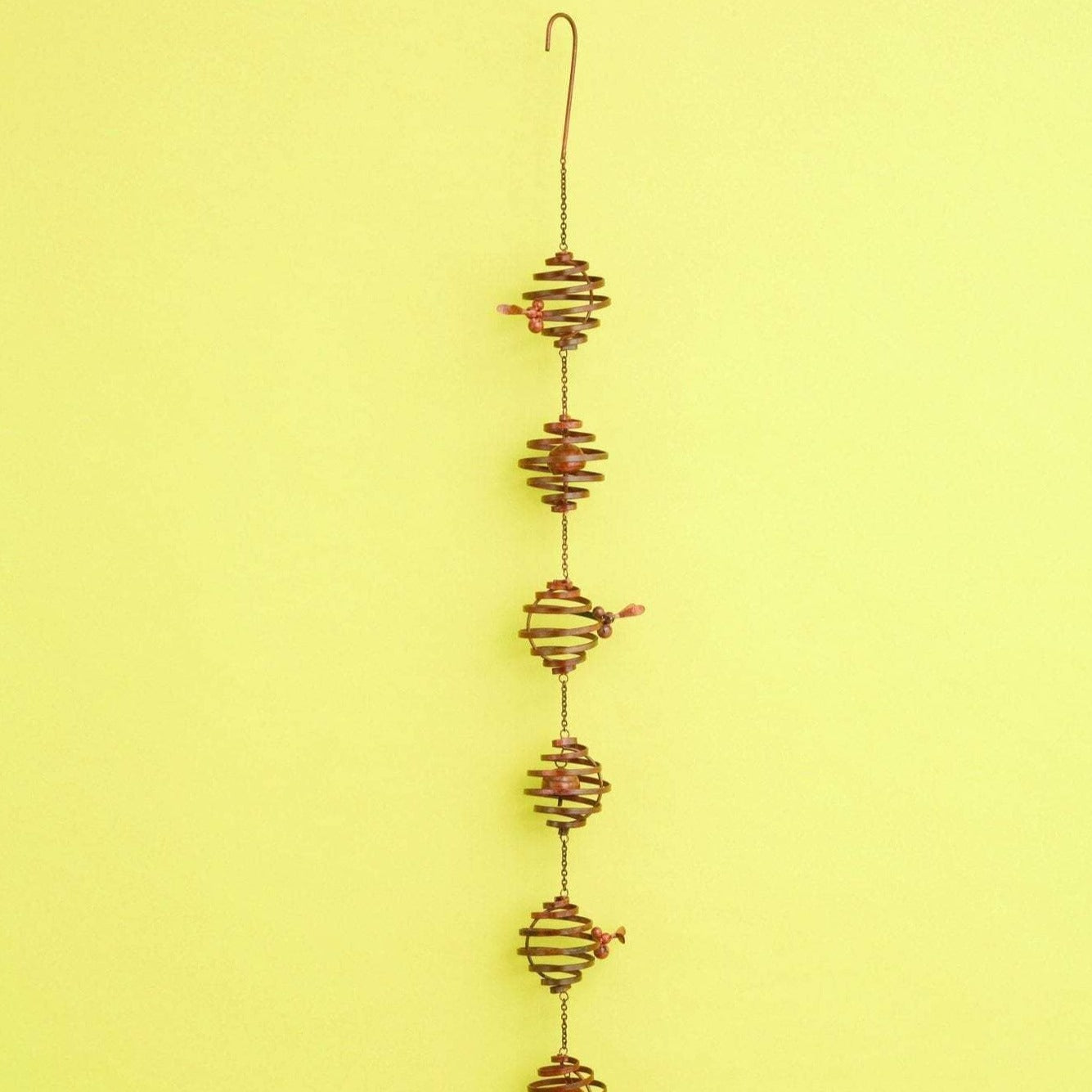 Happy Gardens - Bee Spiral Ornament