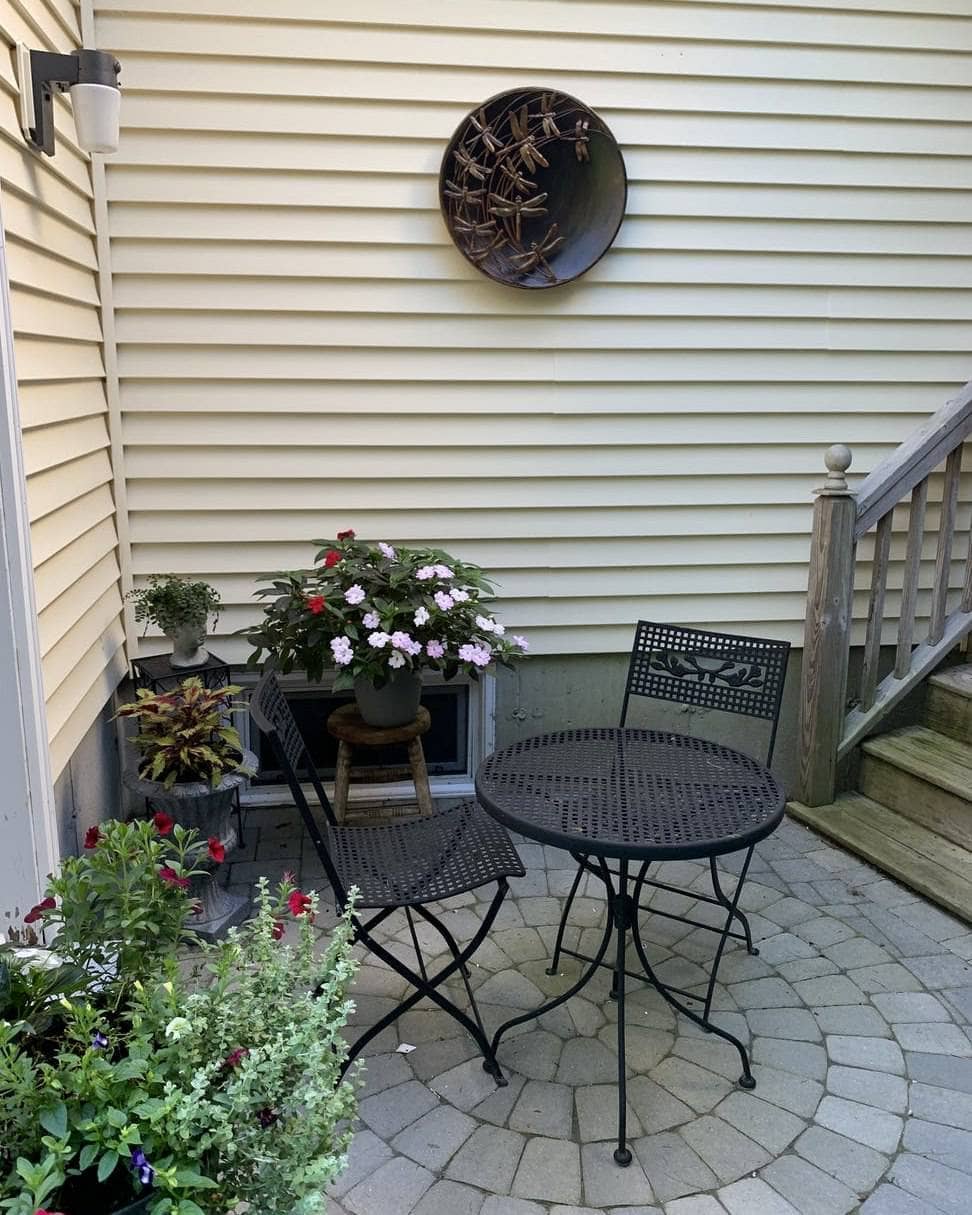 Happy Gardens - Raised Dragonflies Wall Decor Disc