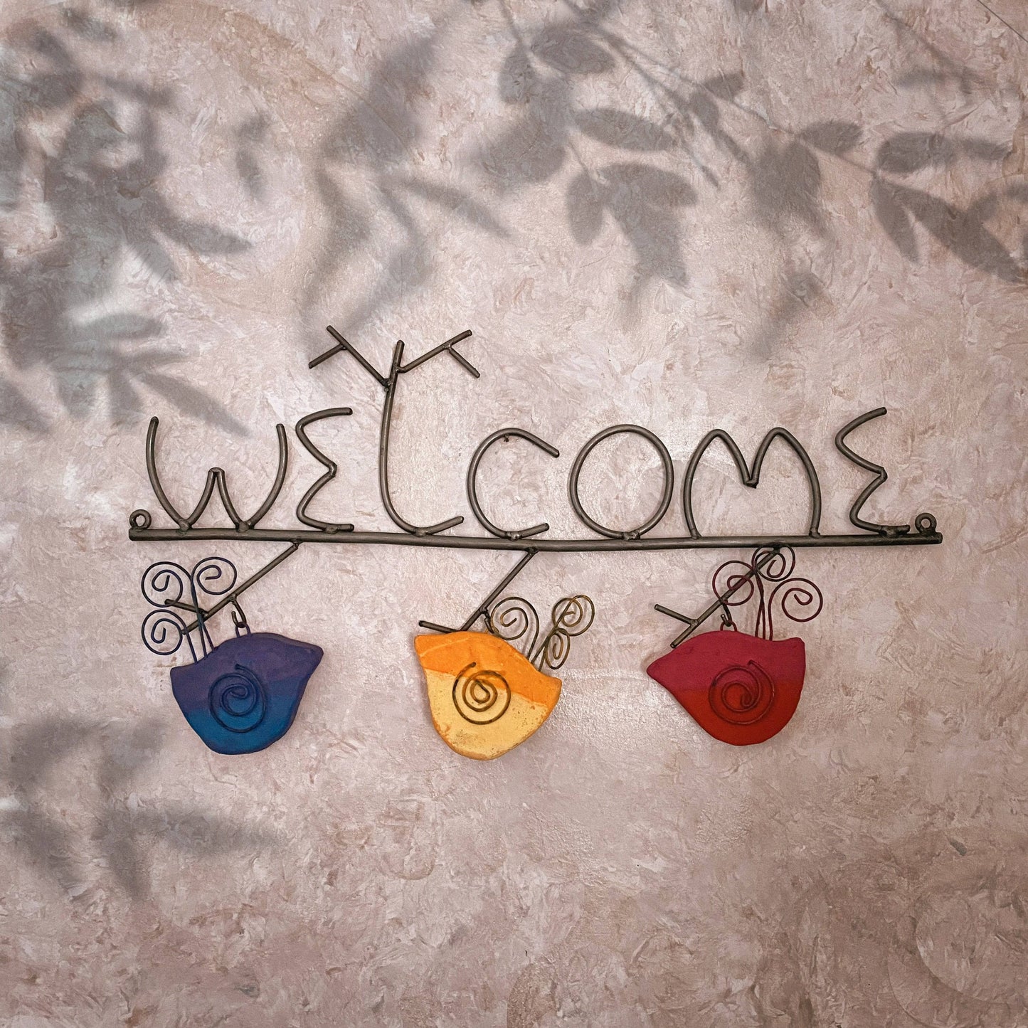 Happy Gardens - Swirly Bird Welcome Sign