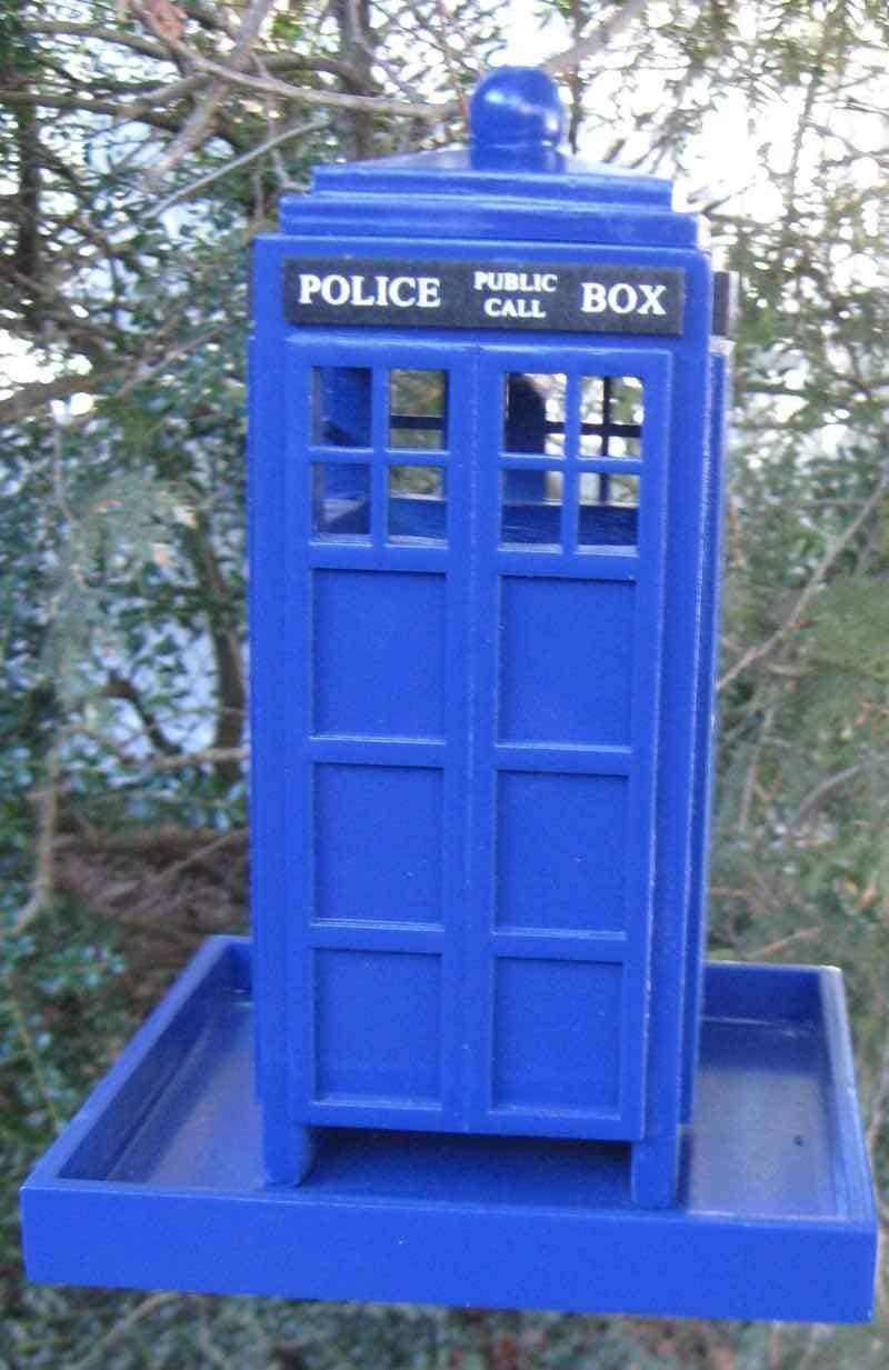 Happy Gardens - Tardis Bird Feeder