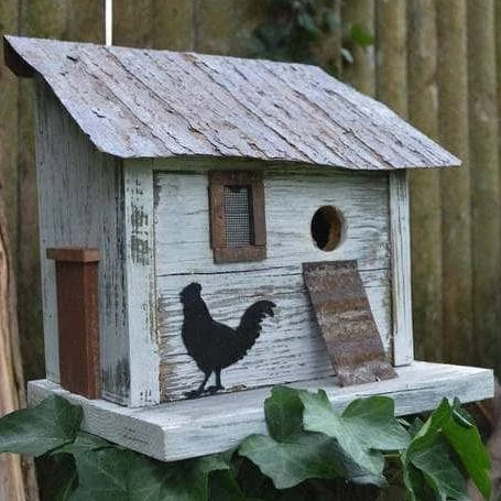 How to Place a Birdhouse That's Convenient, Attractive and Protective