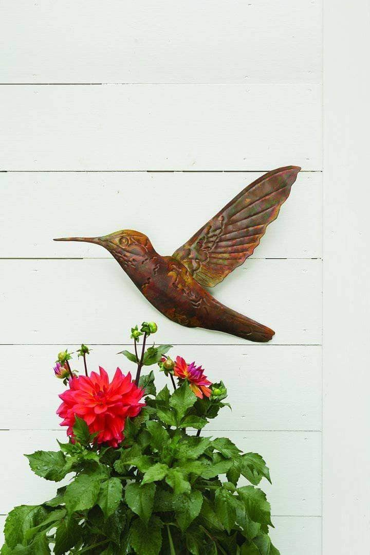 Attracting Wildlife to the Garden: Birds, Bees, Butterflies, and More