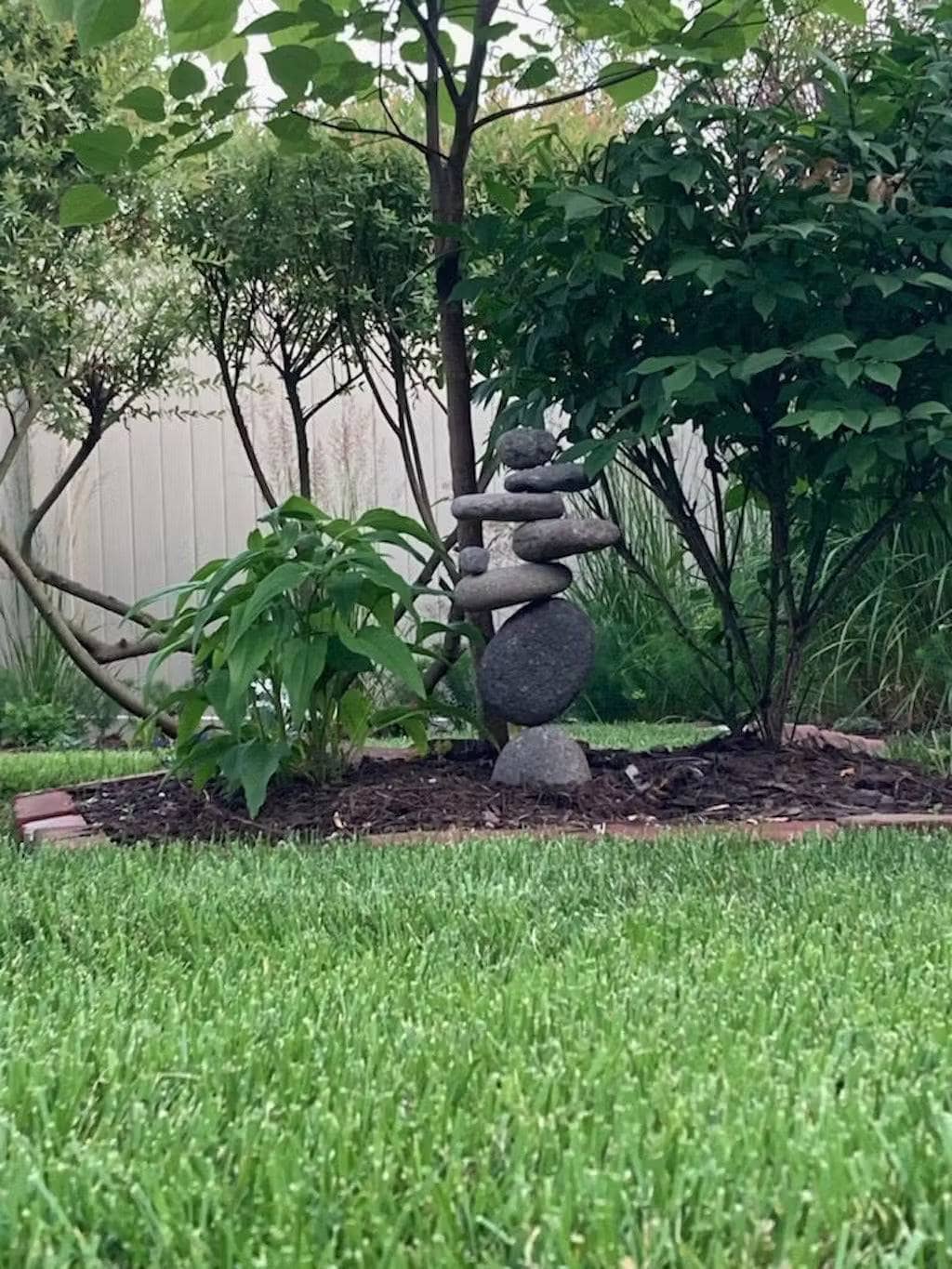 Happy Gardens - Yard Decorations, Garden Decor, Rain Chains, Ornaments