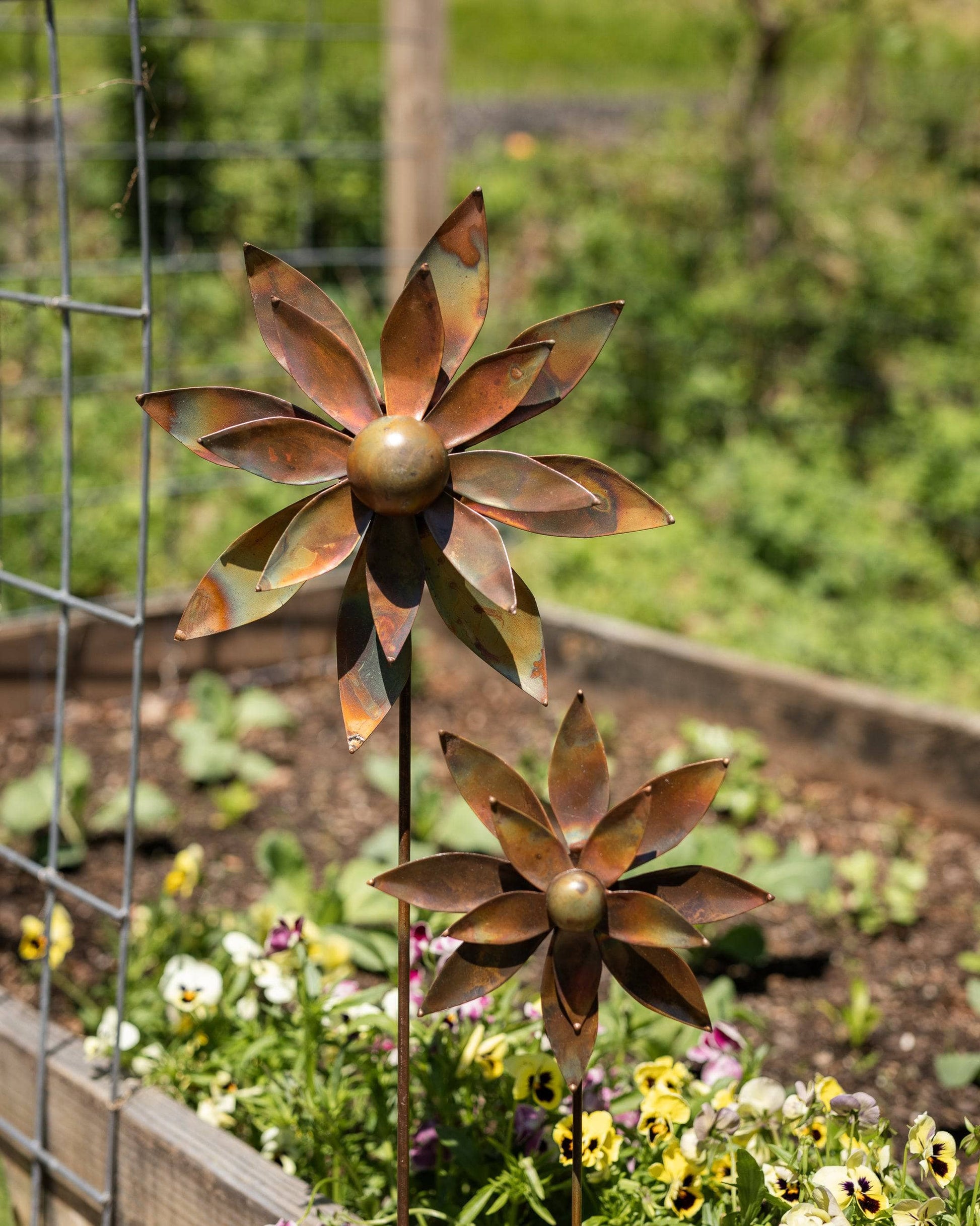 Happy Gardens - Dahlia Flower Wind Spinner 12”