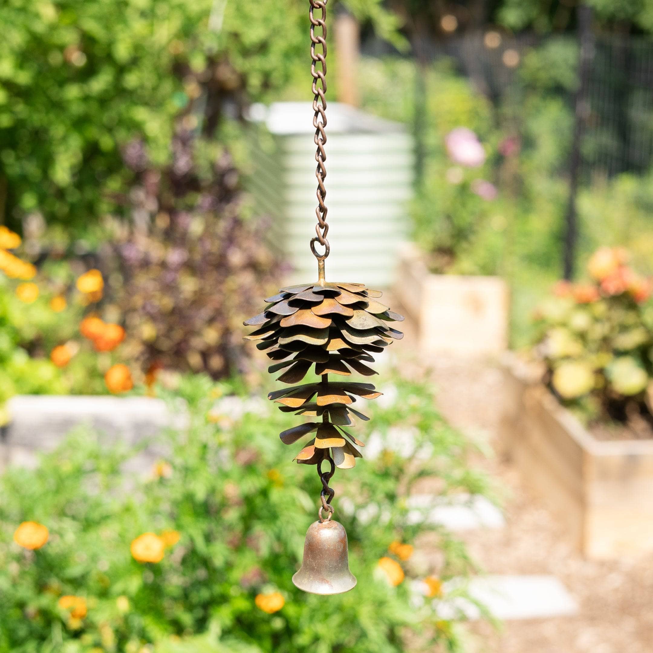What Paint to Use on Garden Statues: Ultimate Guide for Lasting Beauty