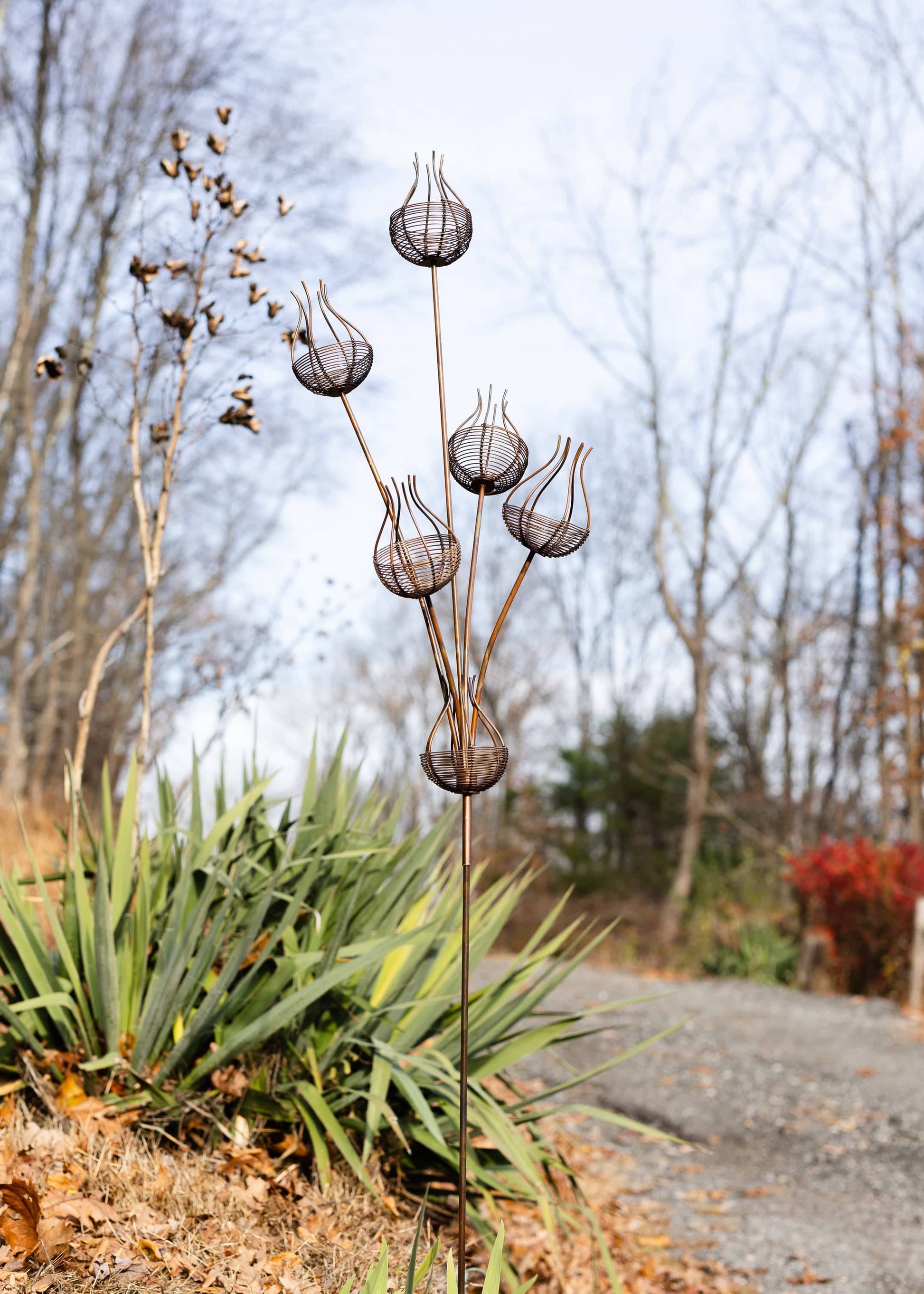 Wire Nest Garden Stake - Happy Gardens