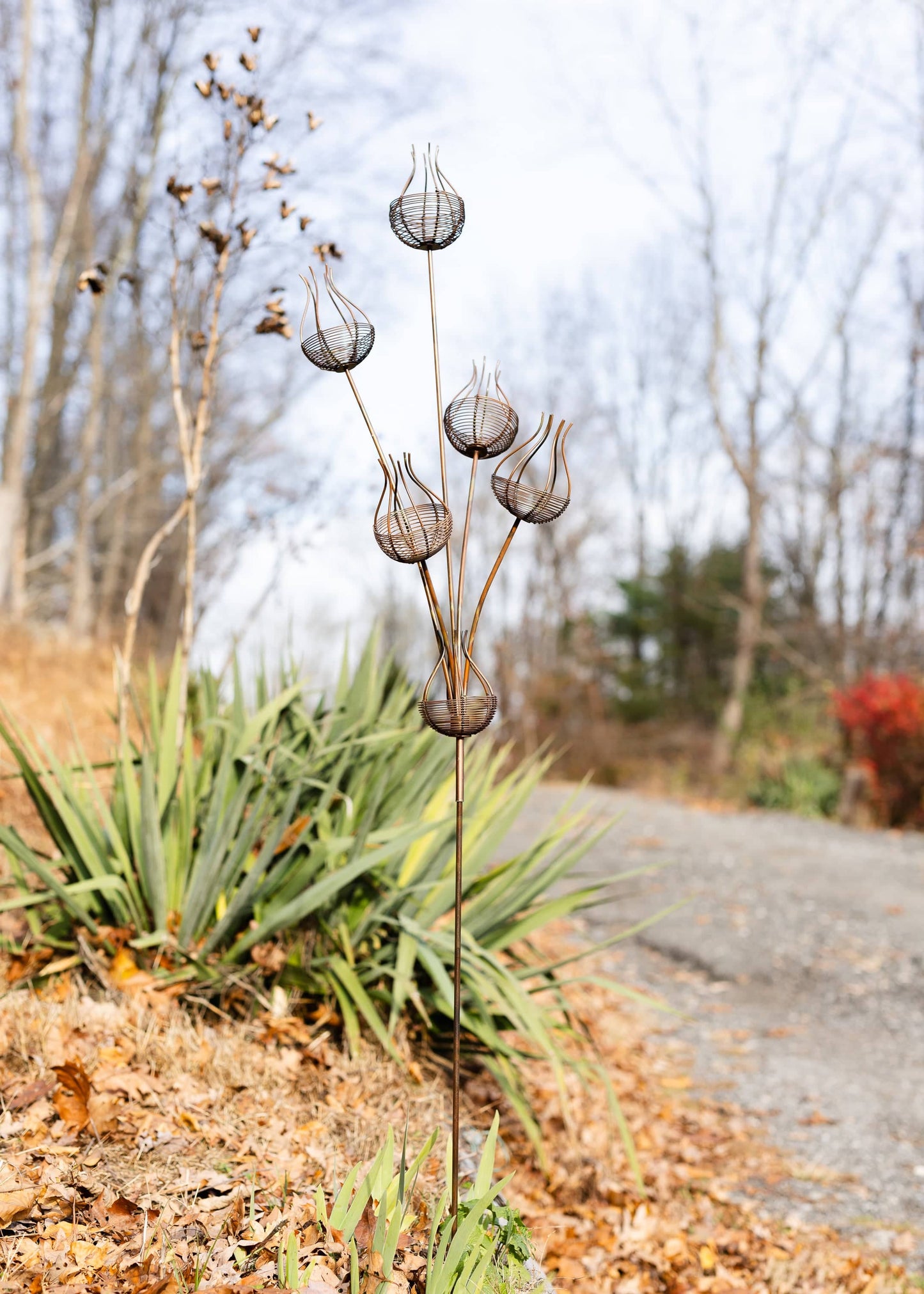 Wire Nest Garden Stake - Happy Gardens