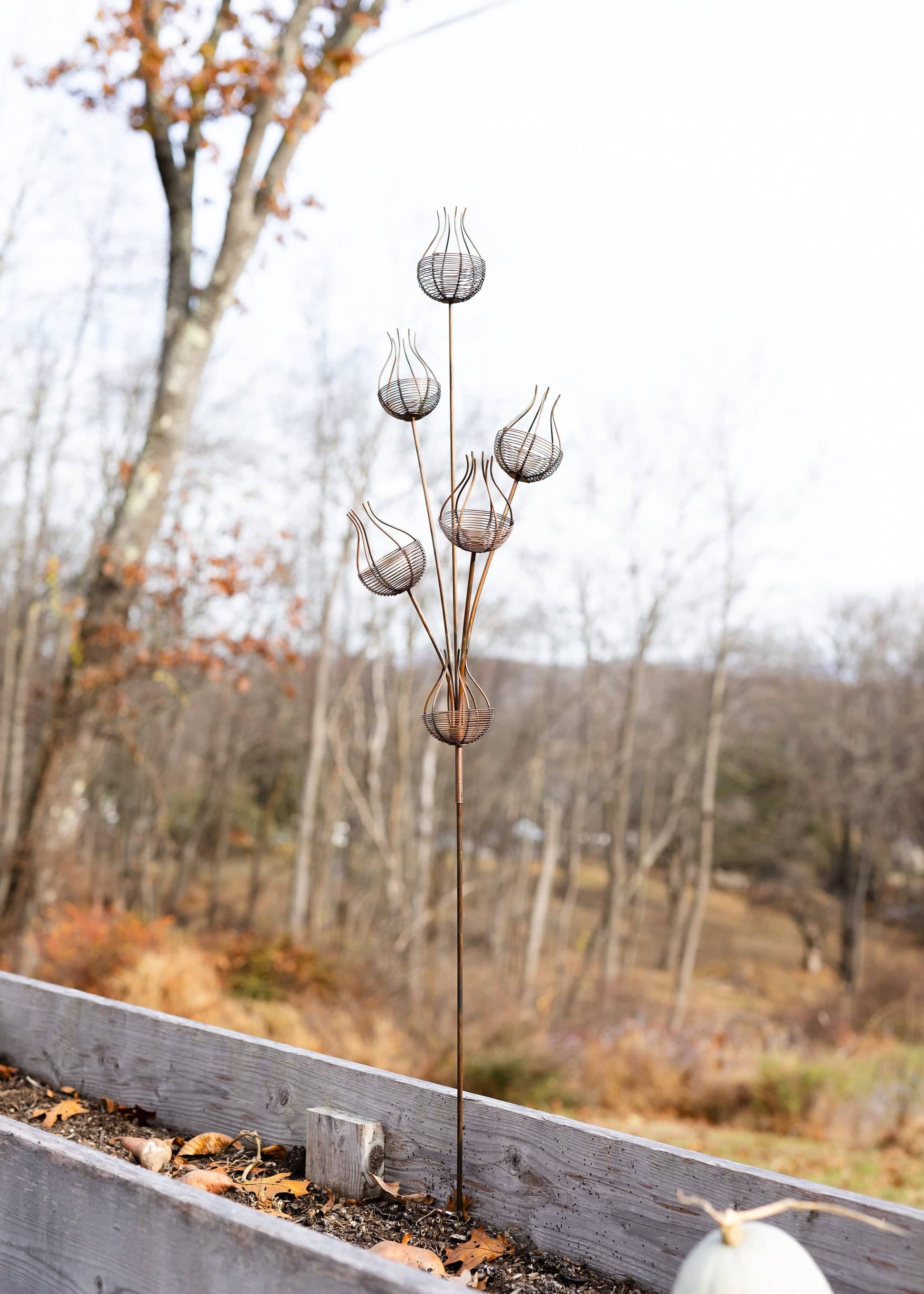 Wire Nest Garden Stake - Happy Gardens