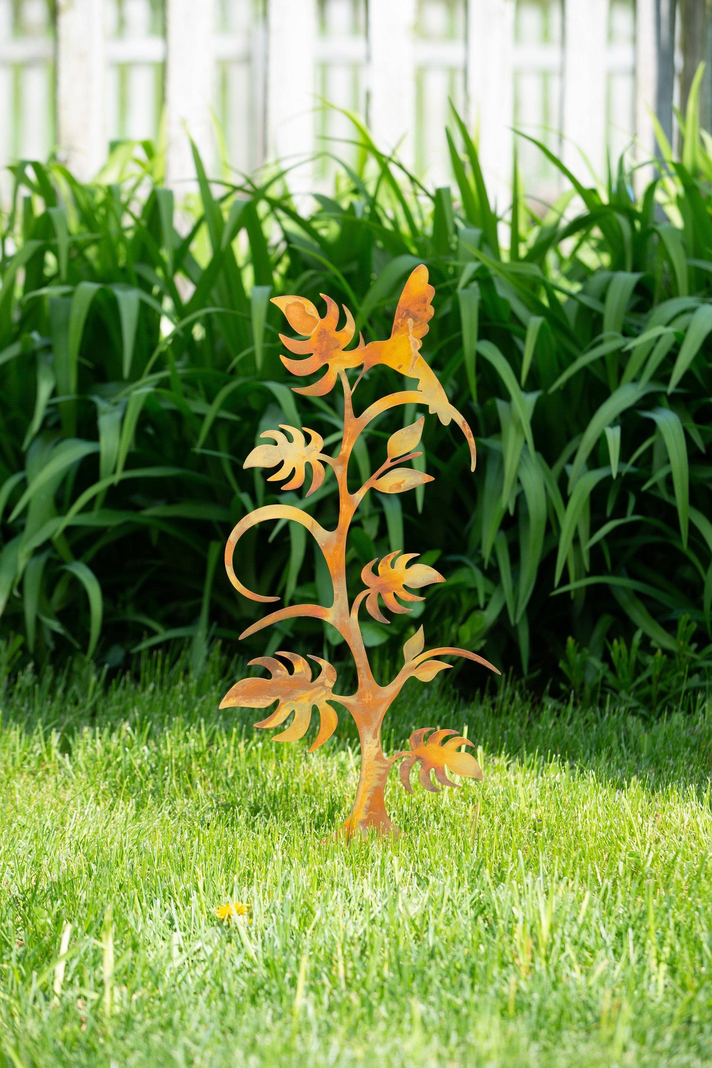 Happy Gardens - Hummingbird on Plant Garden Stake