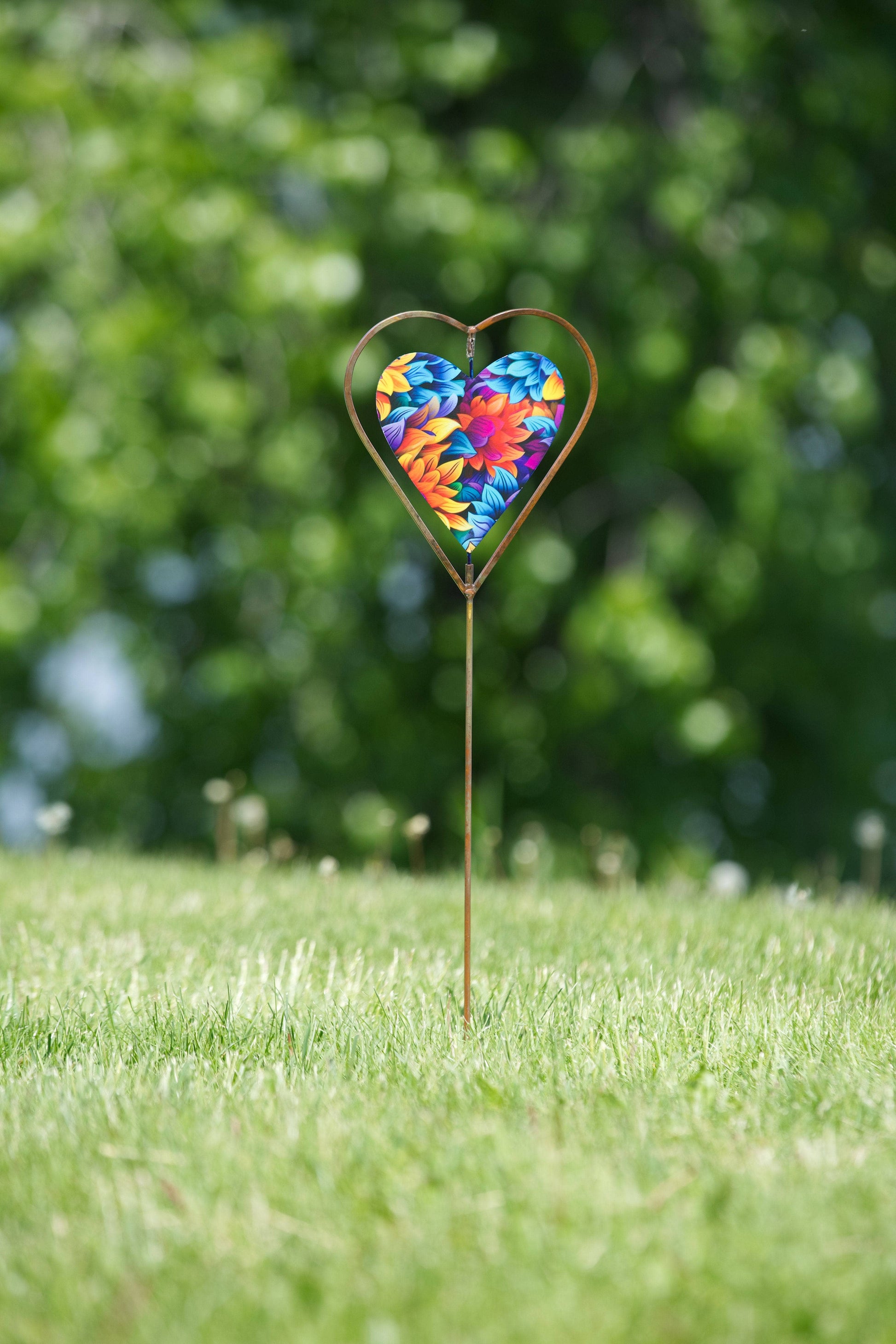 Floral Heart Disc Garden Stake - Happy Gardens
