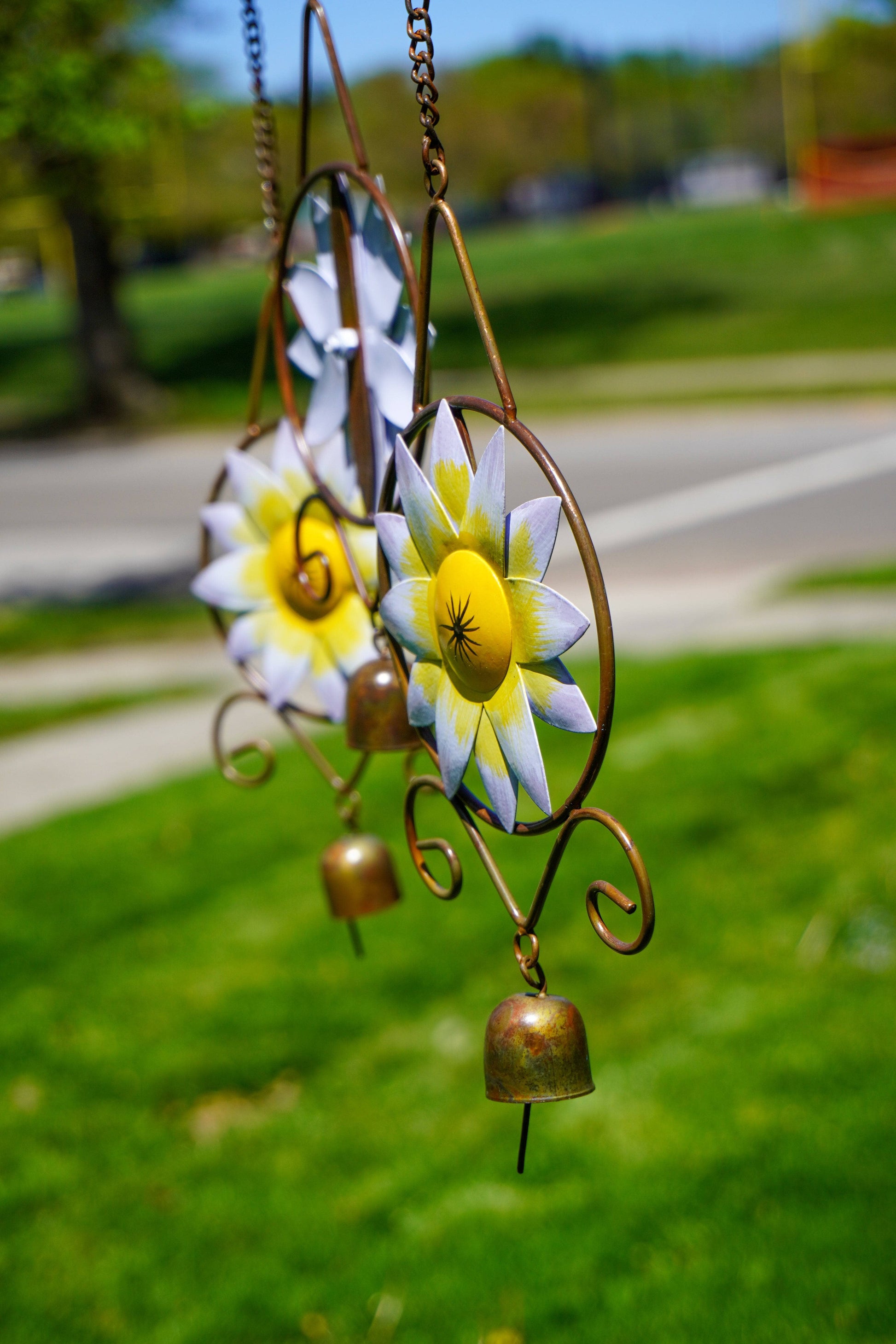 Daisy Hanging Wind Chime - Happy Gardens