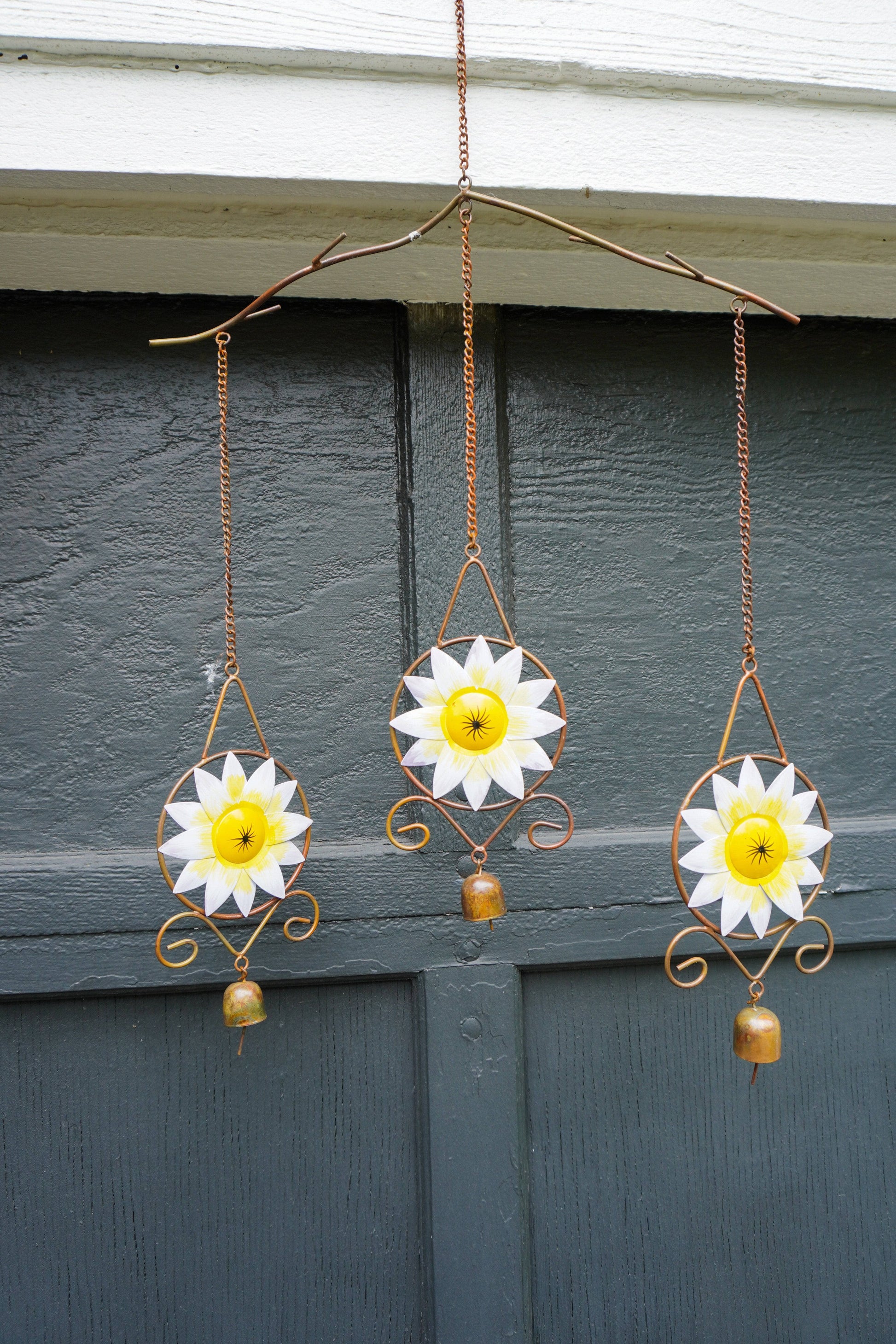 Daisy Hanging Wind Chime - Happy Gardens