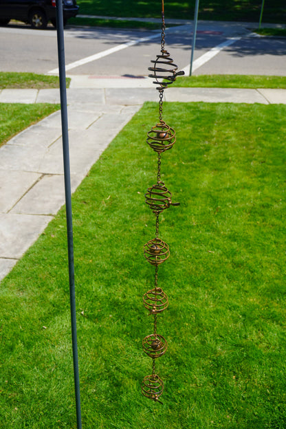 Happy Gardens - Bee Spiral Ornament