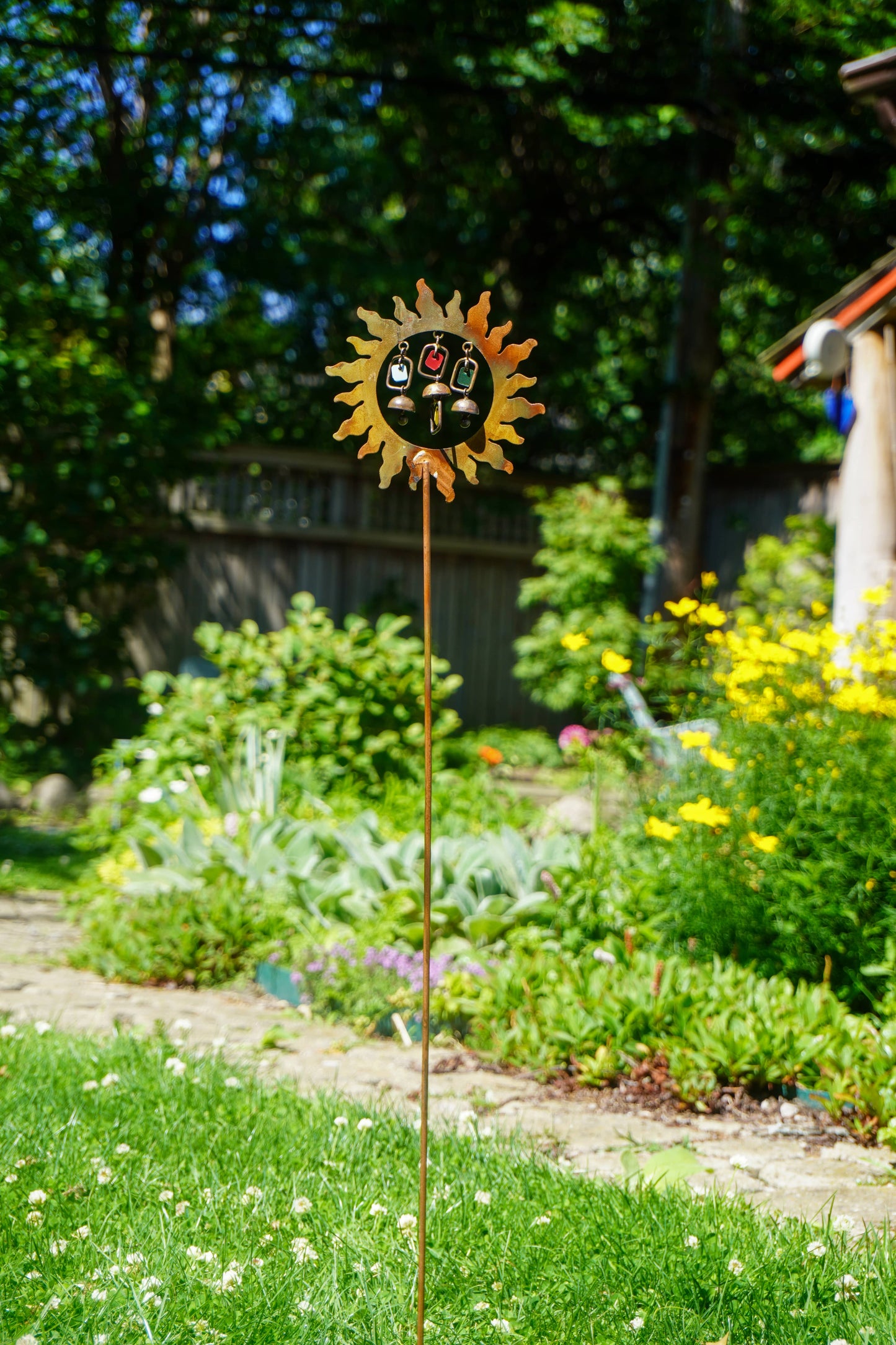 Sun w/Dangles Garden Stake