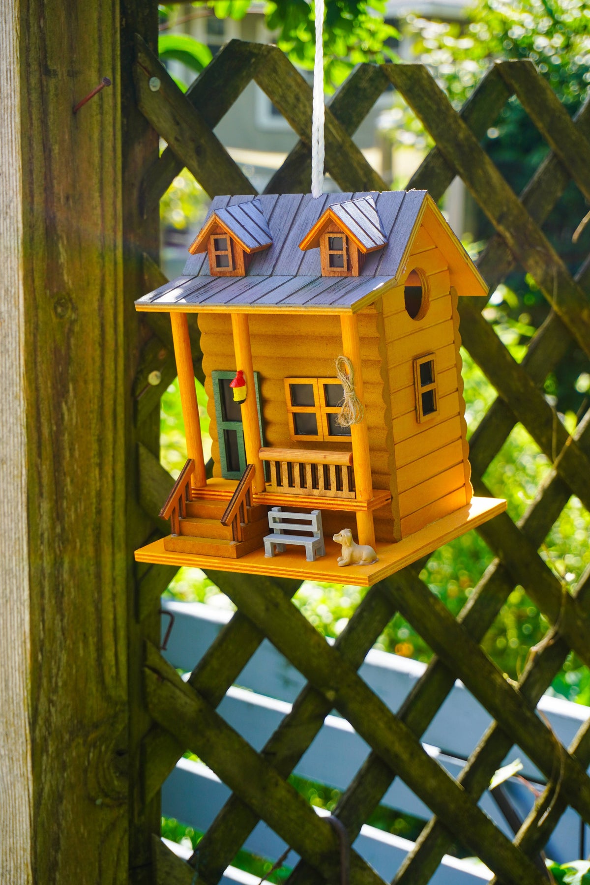 Log Cabin Bird House - Happy Gardens