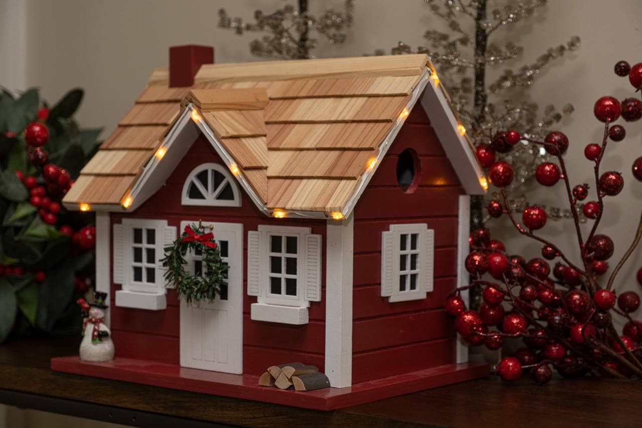 Christmas Cape Birdhouse with LED Lights