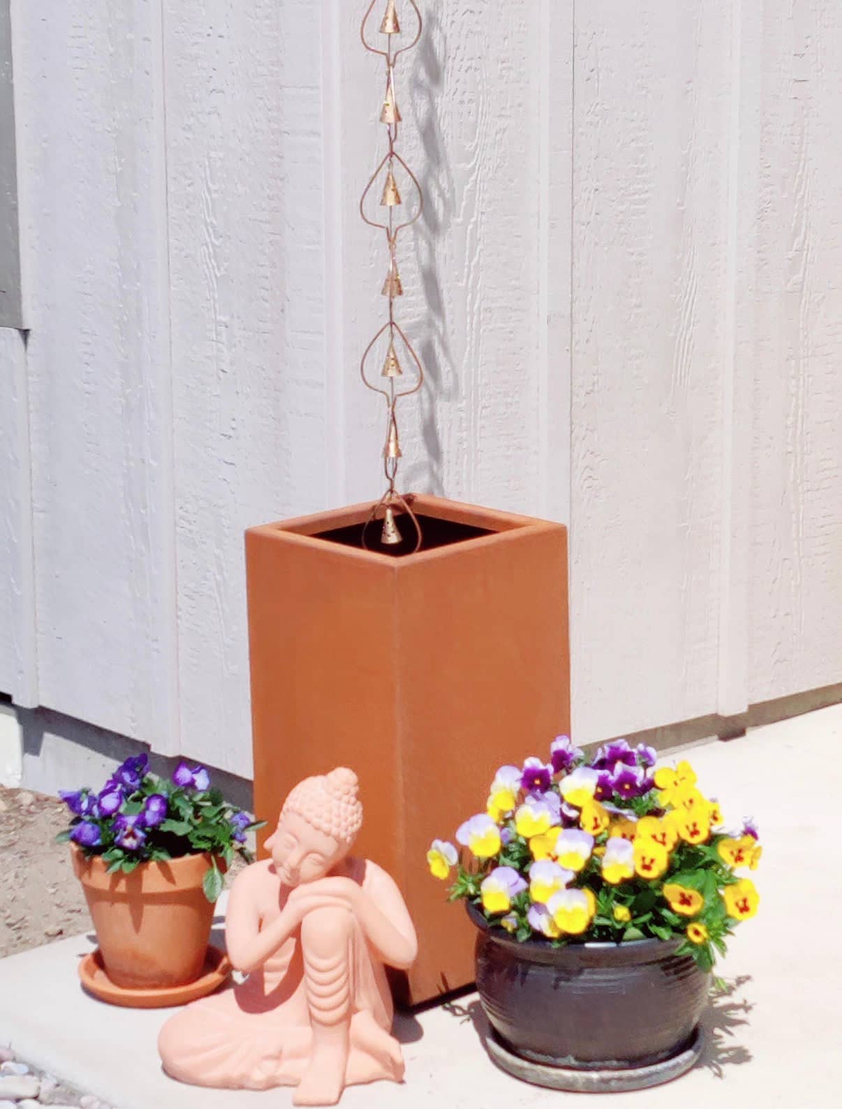 Happy Gardens - Aspen with Bell Rain Chain