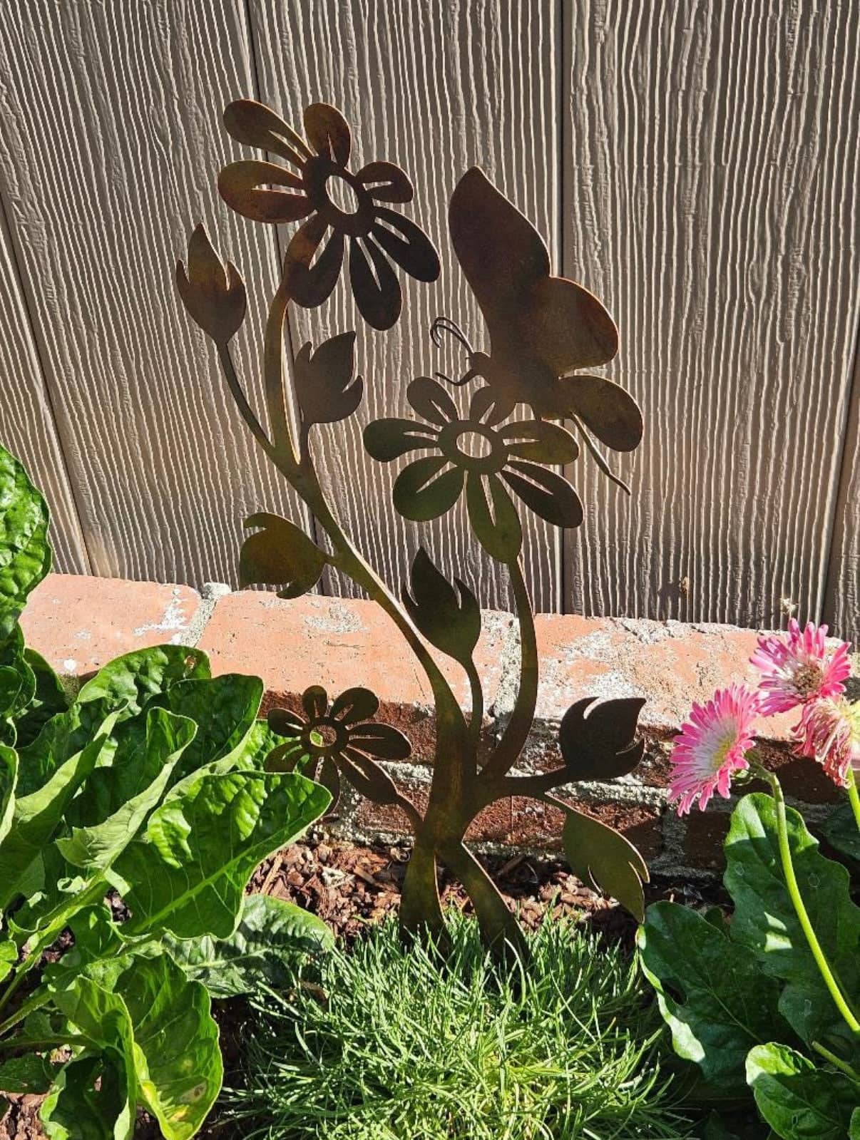 Happy Gardens - Daisy Flamed Garden Stake