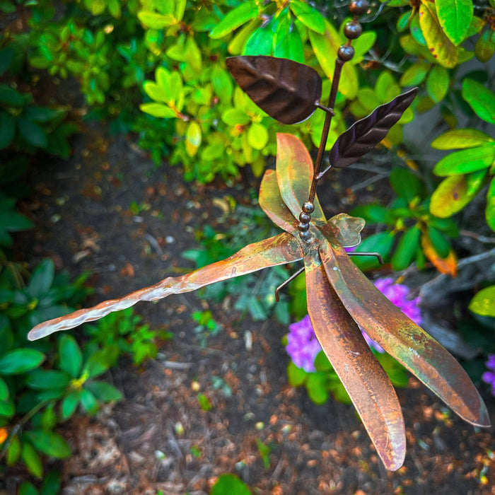 Happy Gardens - Hanging Dragonfly Branch Ornament