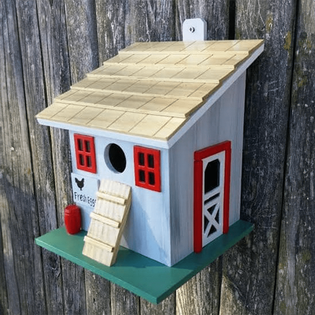 Happy Gardens - Chicken Coop Birdhouse