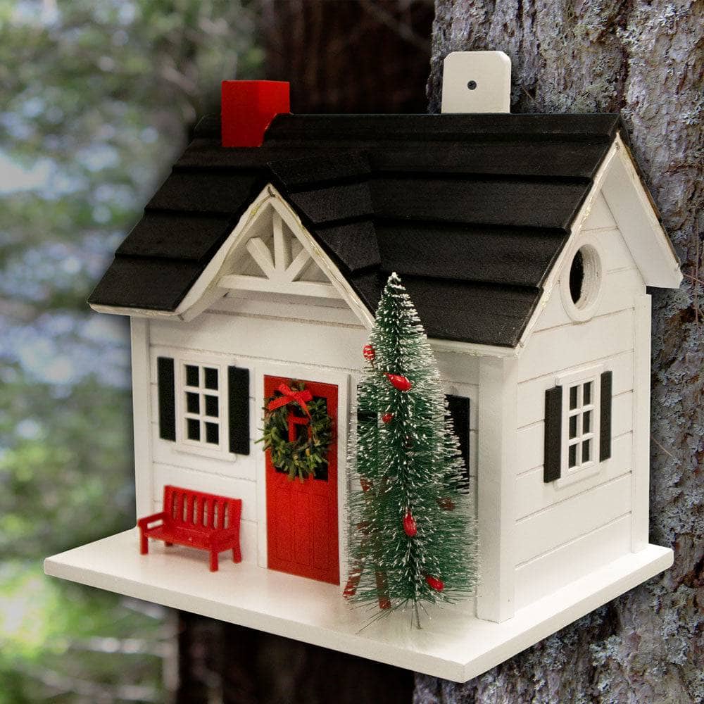 Happy Gardens - Holiday Ski House with LED Lights