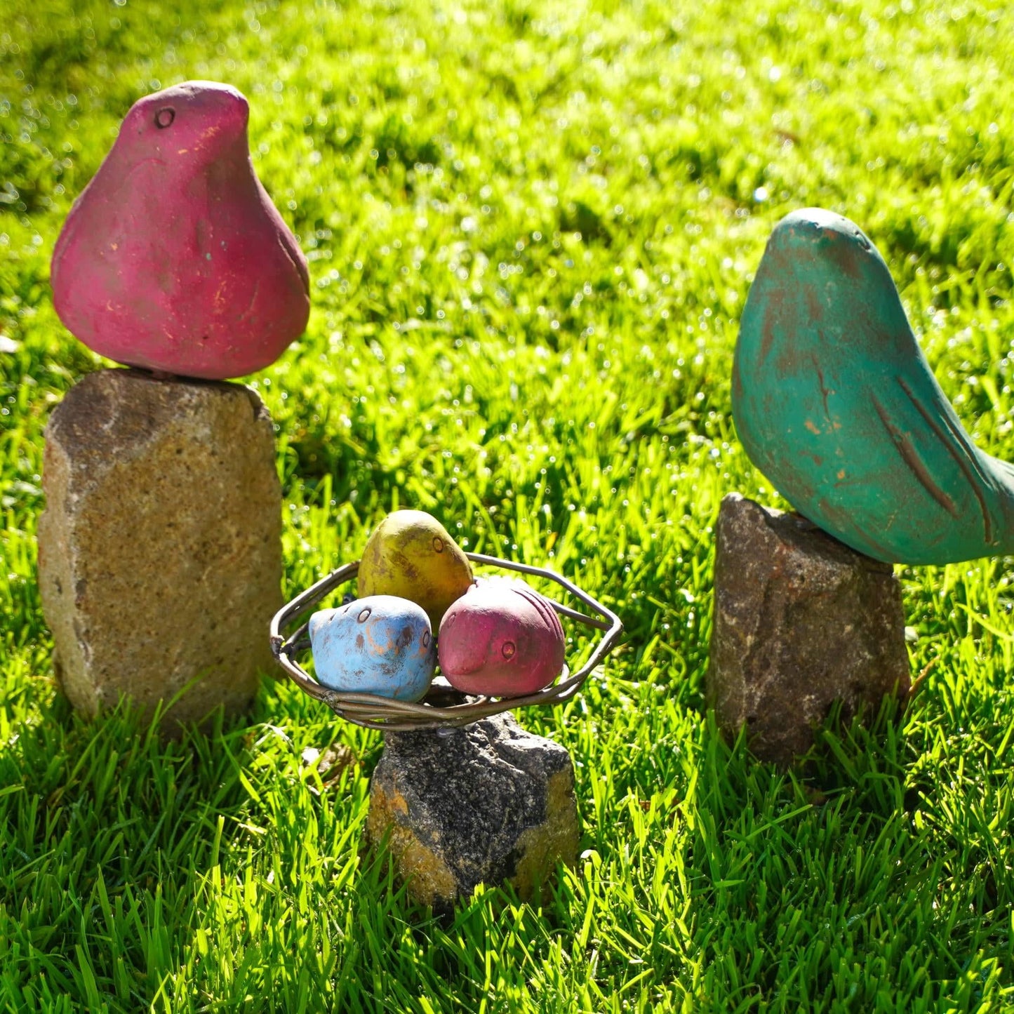 Happy Gardens - Birds on Rocks Garden Statue